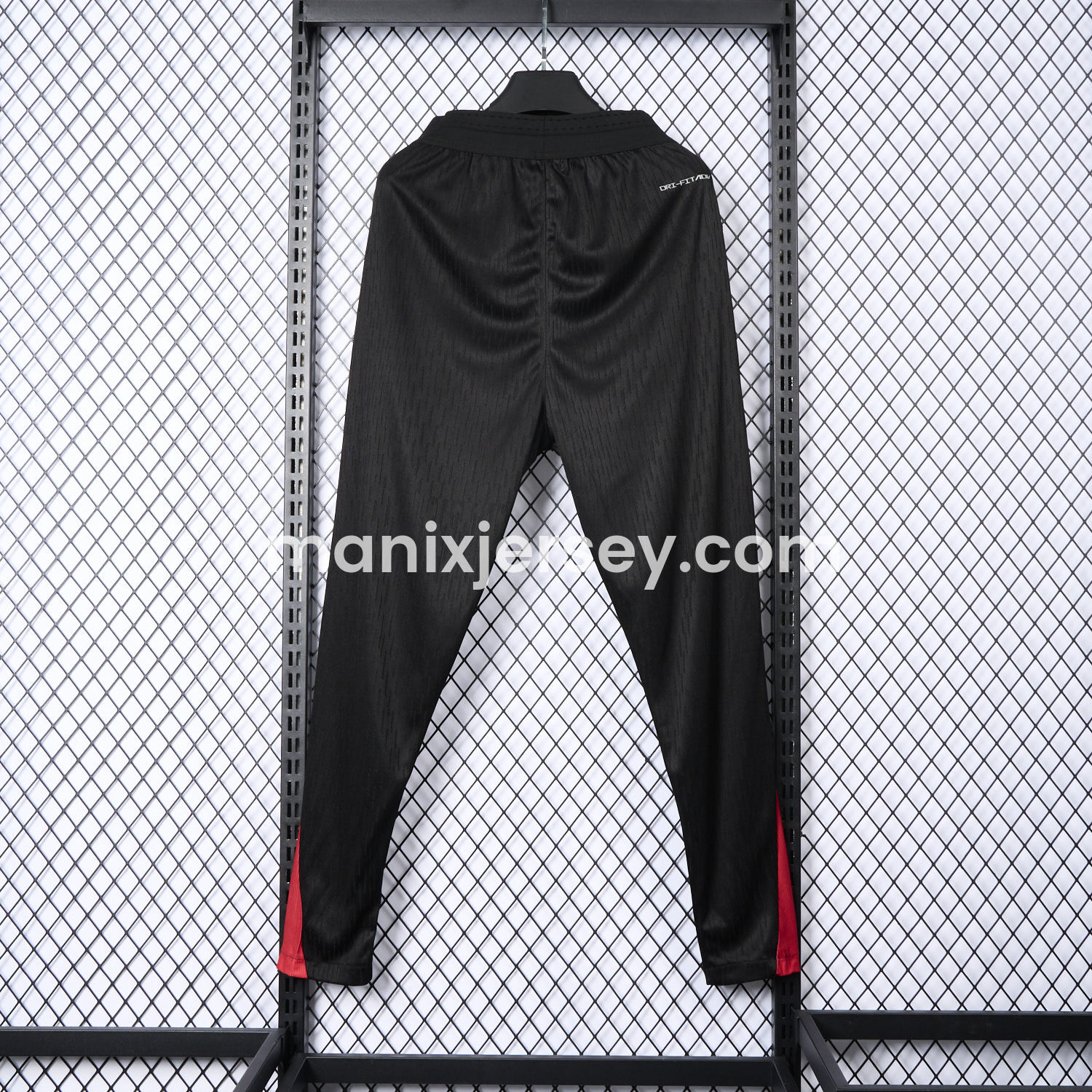 ManixJersey.com | Liver.pool 24-25 Black Training Pants - Player Version -Customize Name, Number and Patch | Worldwide Shipping