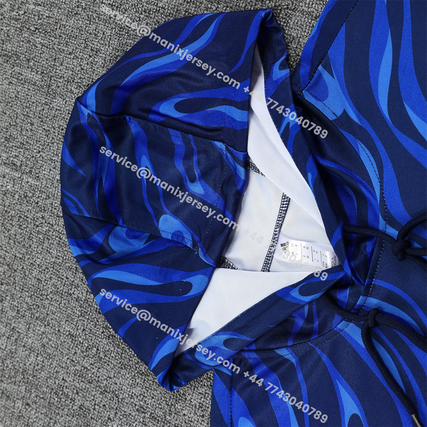 ManixJersey.com | Real Madrid 25-26 Training Hoodie Set - Blue Hoodie and Deep Blue Pants -Customize Name, Number and Patch | Worldwide Shipping