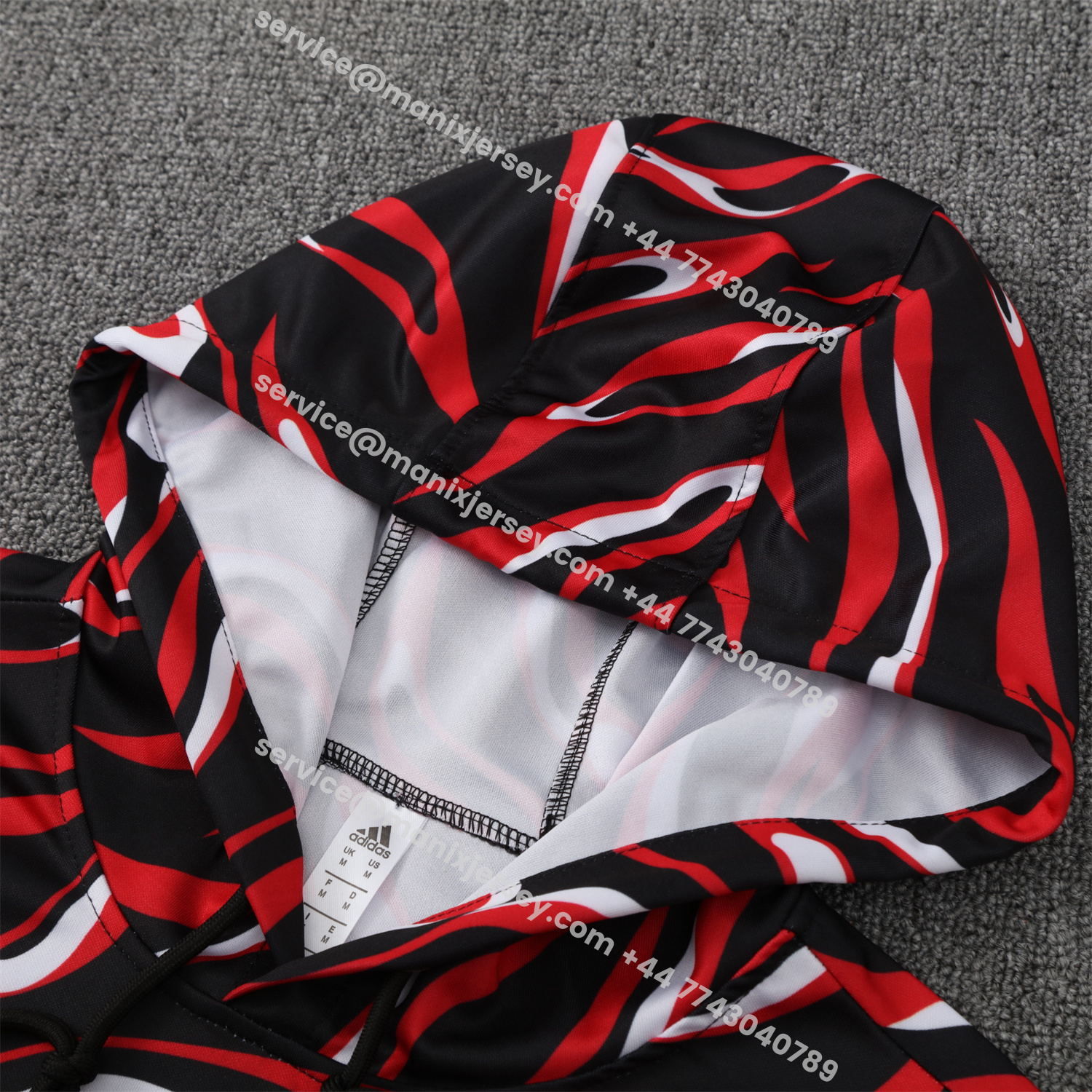 ManixJersey.com | Manchester United 25-26 Traning Hoodie Set - Flowing Red Hoodie With Black Pants -Customize Name, Number and Patch | Worldwide Shipping