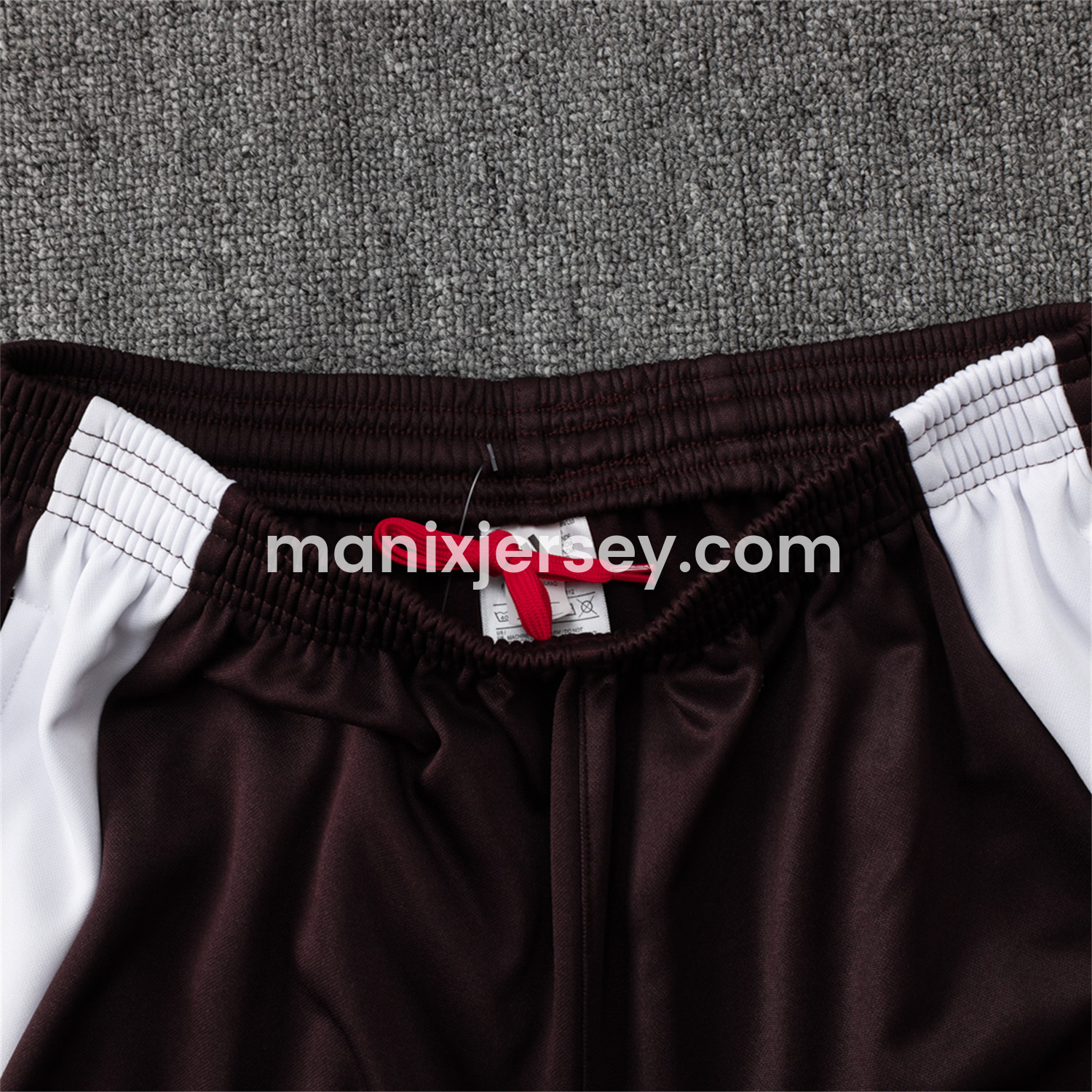 ManixJersey.com | Bayern Munich 24-25 Long Sleeve Training Set - Dark Red -Customize Name, Number and Patch | Worldwide Shipping