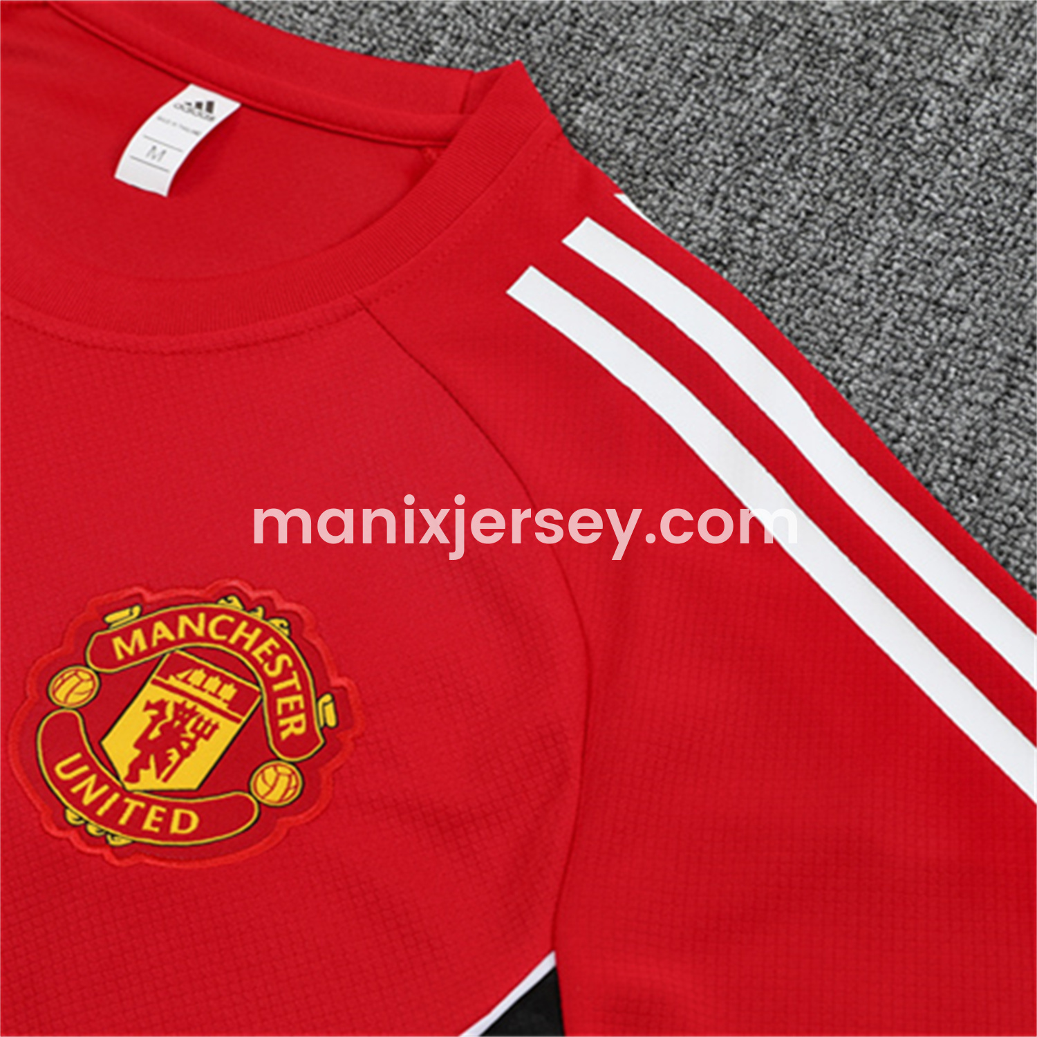 ManixJersey.com | Manchester United 25-26 Short-Sleeve Training Set - Red Top & Black Shorts -Customize Name, Number and Patch | Worldwide Shipping