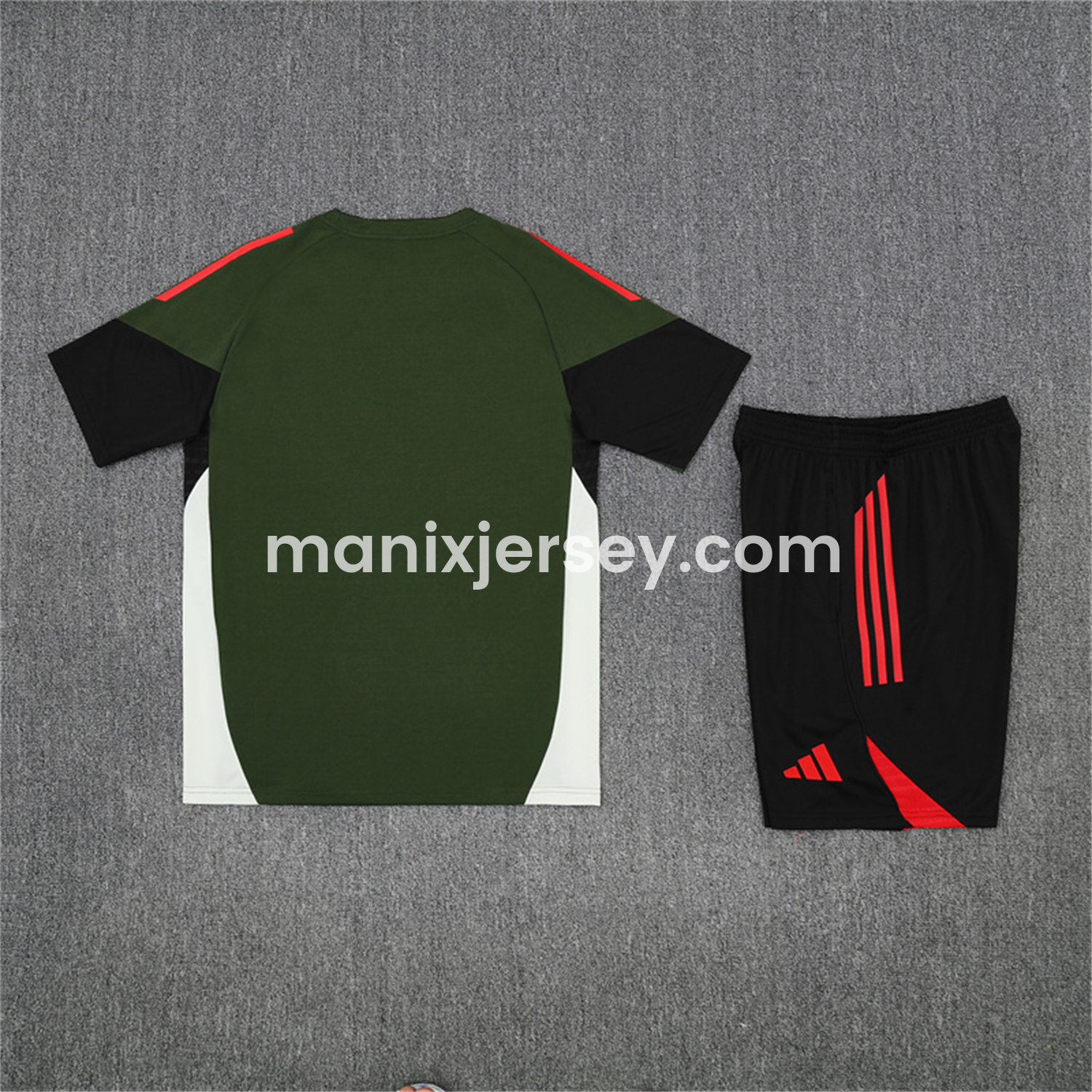 ManixJersey.com | Bayern Munich 25-26 Kids Short-Sleeve Training Set - Green Top & Black shorts -Customize Name, Number and Patch | Worldwide Shipping