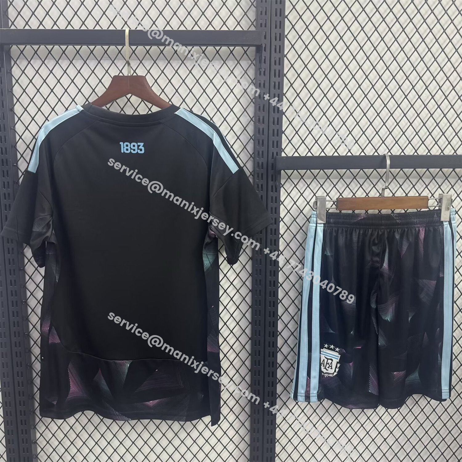 ManixJersey.com | Argentina 2026 Goalkeeper Black Kids Kit -Customize Name, Number and Patch | Worldwide Shipping