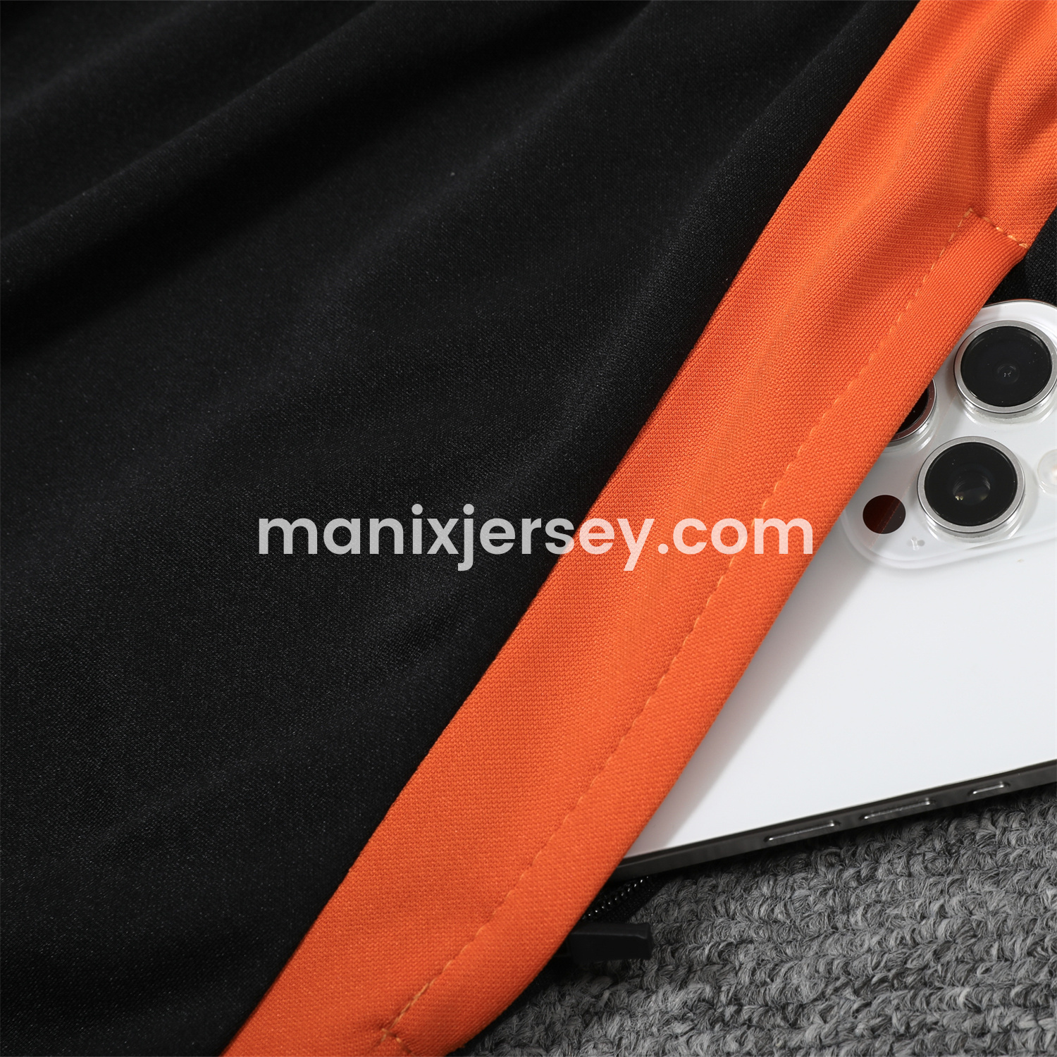 ManixJersey.com | Colombia 25-26 POLO Short-Sleeve Training Set - Black Top and Pants -Customize Name, Number and Patch | Worldwide Shipping