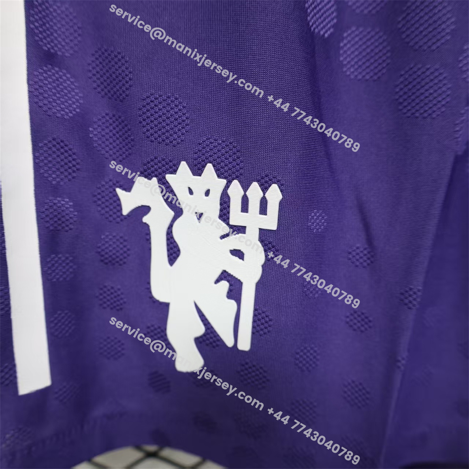 ManixJersey.com | Manchester United 25-26 Away Purple Shorts - Player Version -Customize Name, Number and Patch | Worldwide Shipping