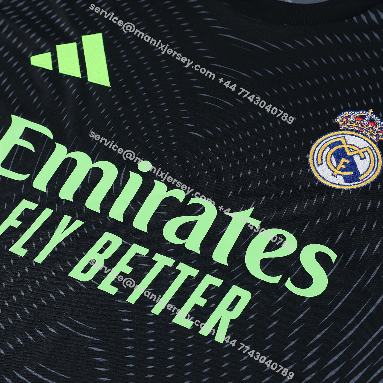 ManixJersey.com | Real Madrid 25-26 Short-Sleeve Training Set - Deep Gray Top & Gray Shorts -Customize Name, Number and Patch | Worldwide Shipping
