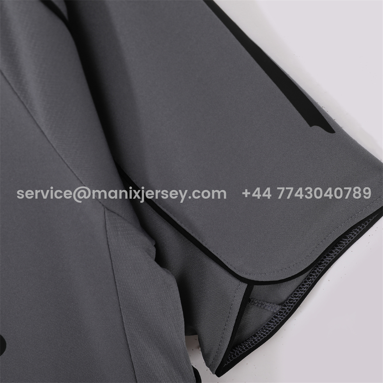 ManixJersey.com | Retro Real Madrid 04-05 Third Grey Jersey -Customize Name, Number and Patch | Worldwide Shipping