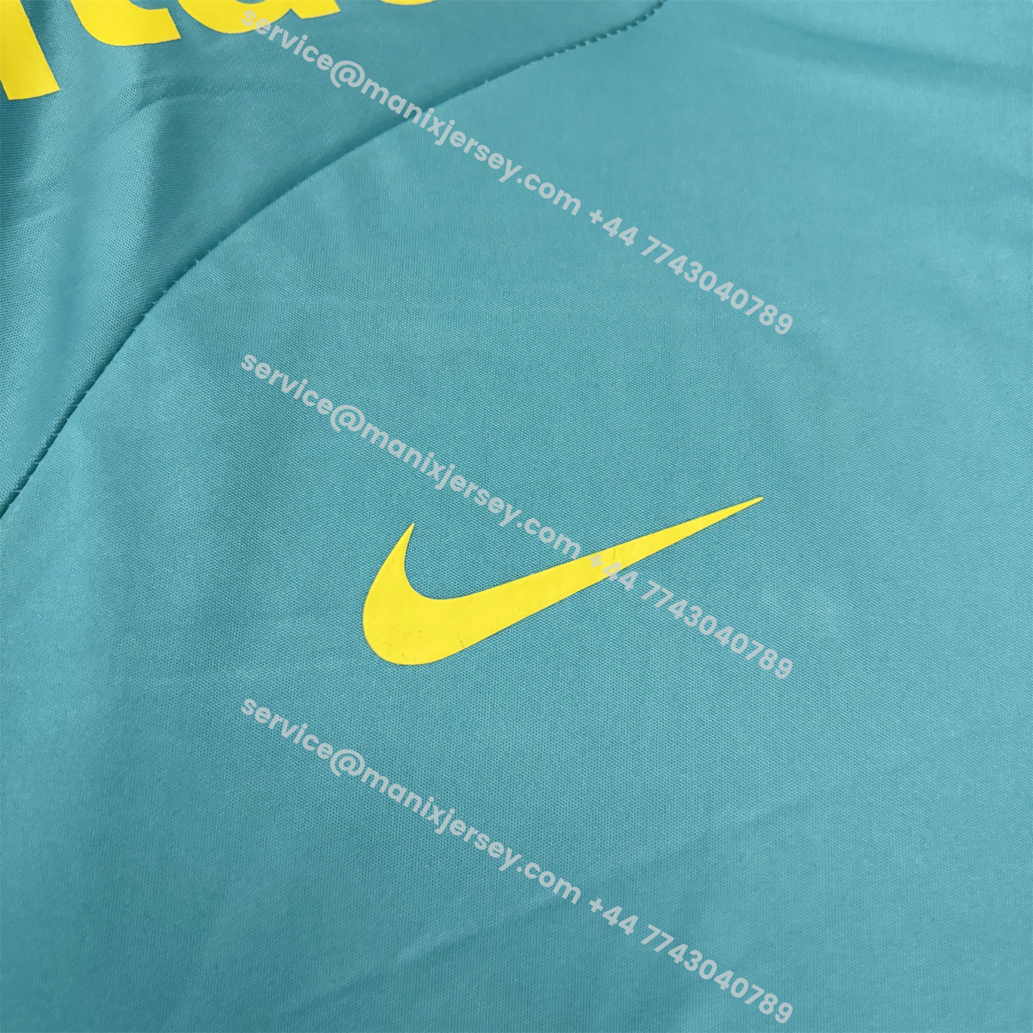 ManixJersey.com | Retro Brazil 2022 Pre-Match Cyan Windbreaker -Customize Name, Number and Patch | Worldwide Shipping
