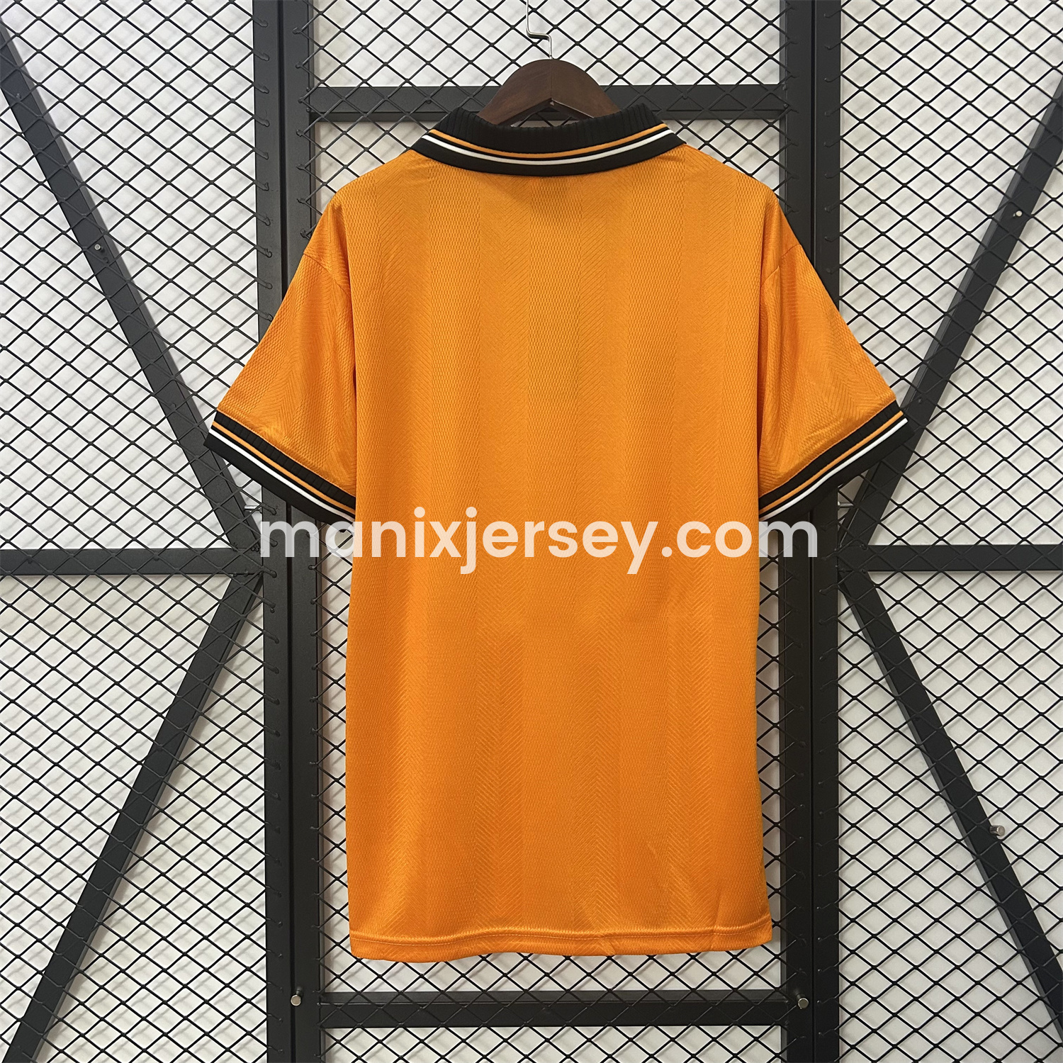 ManixJersey.com | Retro Valencia 1999-00 Away Jersey -Customize Name, Number and Patch | Worldwide Shipping