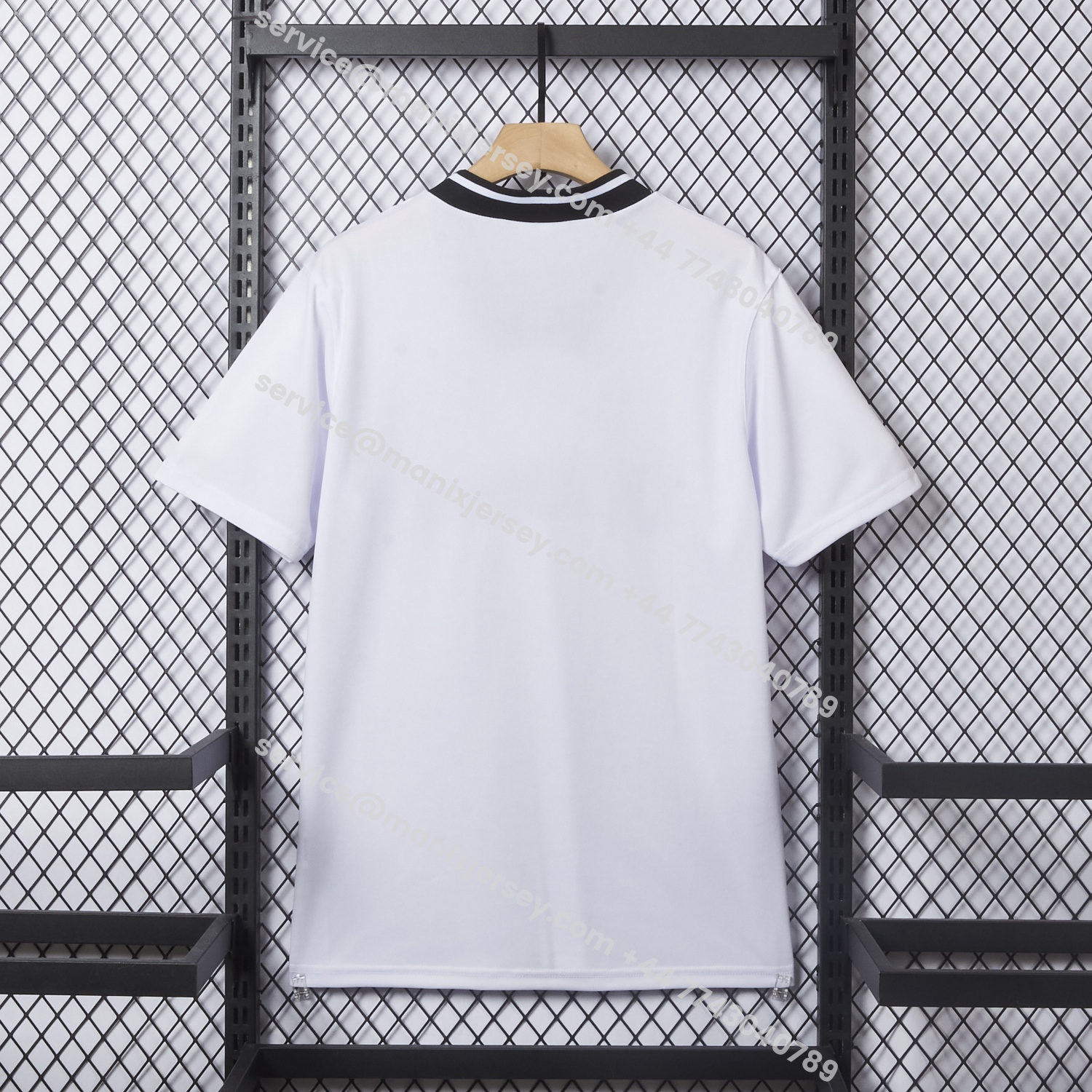 ManixJersey.com | Retro Borussia Mönchengladbach 1996-97 Jersey -Customize Name, Number and Patch | Worldwide Shipping