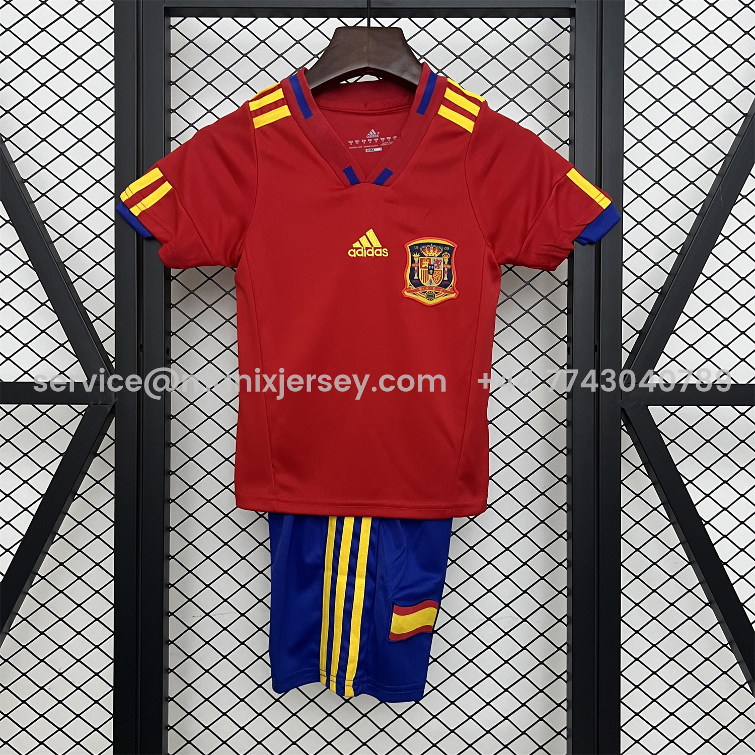 ManixJersey.com | Retro Spain 2010 Home Kids Kit -Customize Name, Number and Patch | Worldwide Shipping