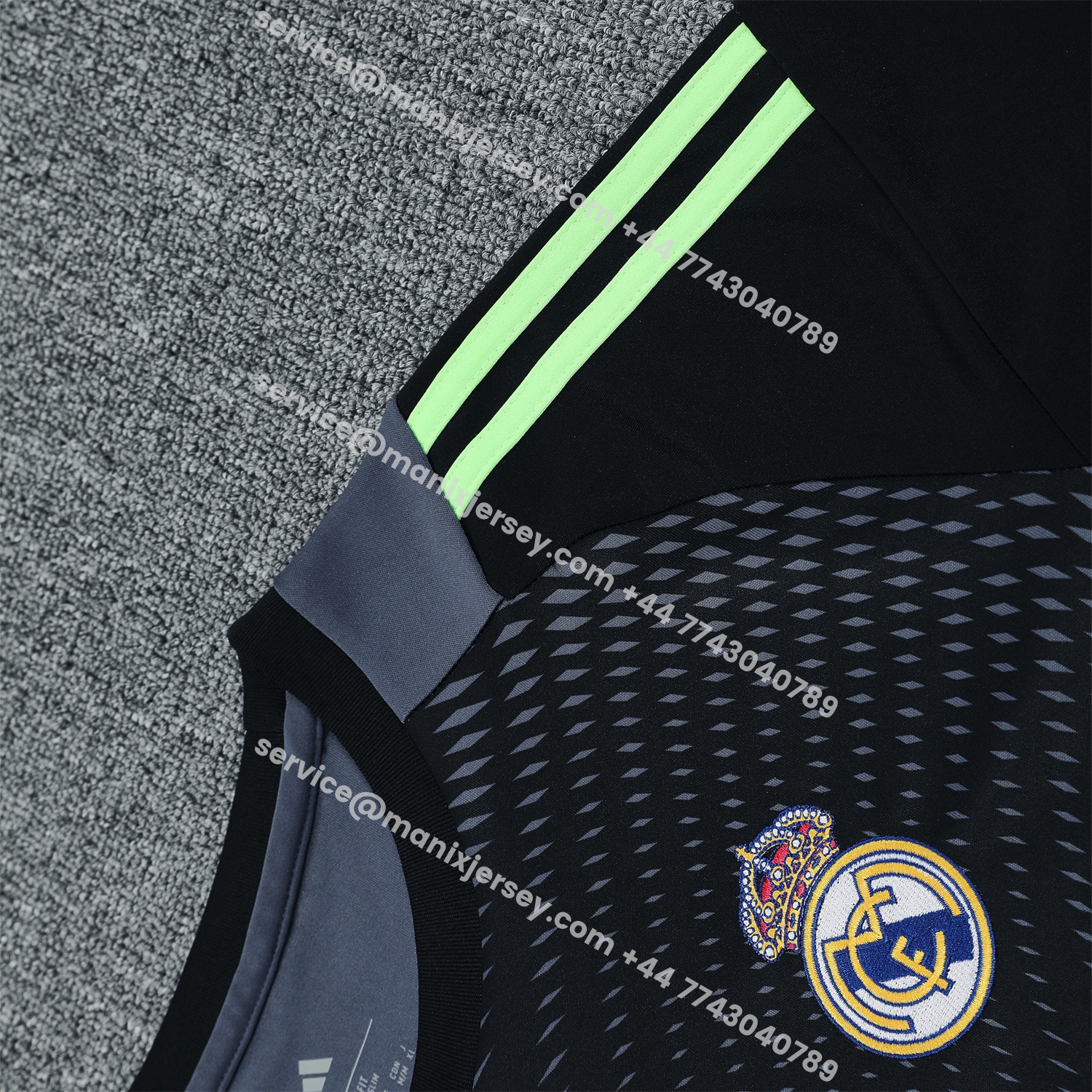 ManixJersey.com | Real Madrid 25-26 Short-Sleeve Training Set - Deep Gray Top & Gray Shorts -Customize Name, Number and Patch | Worldwide Shipping