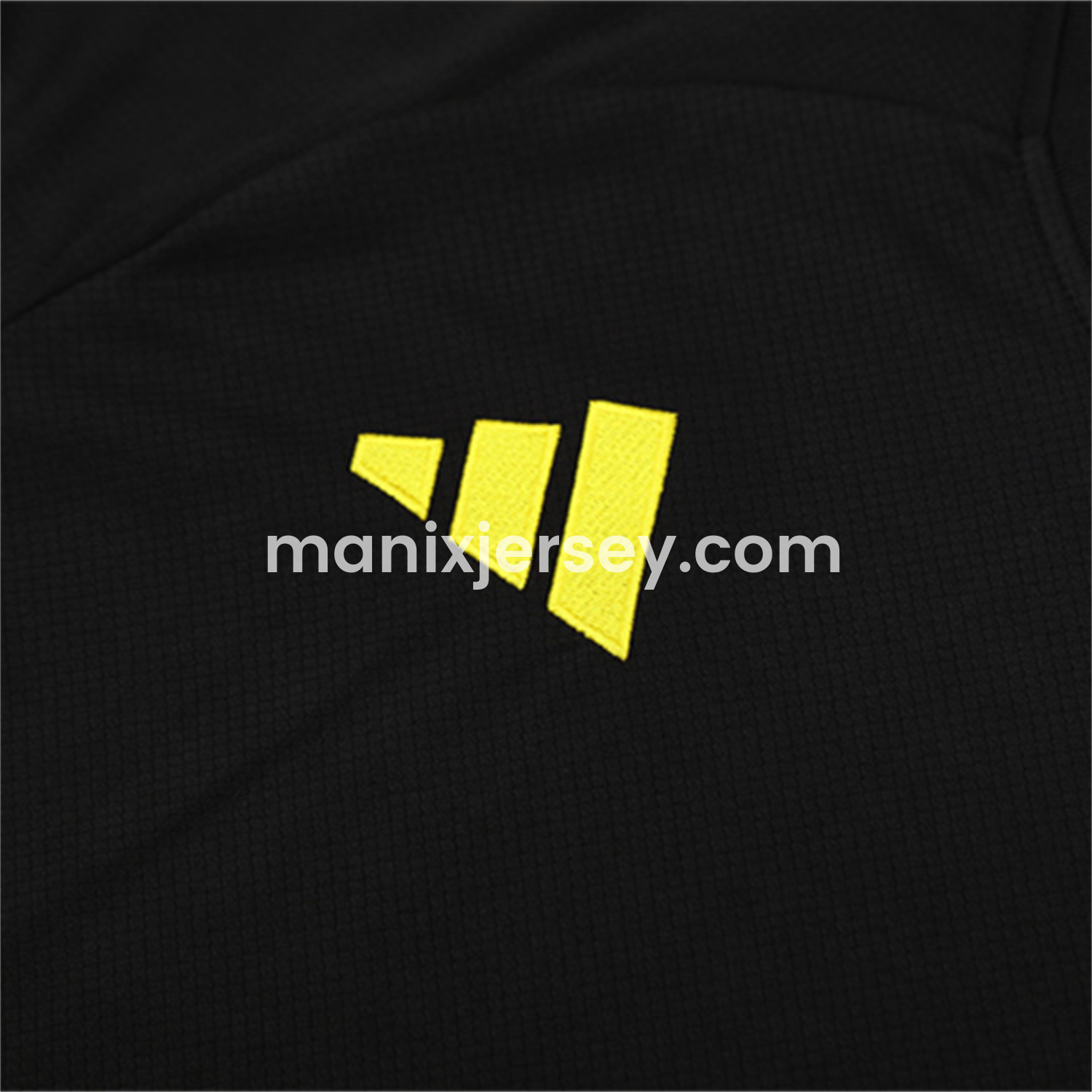 ManixJersey.com | Manchester United 25-26 Kids Short-Sleeve Training Set - Black Top & Black shorts -Customize Name, Number and Patch | Worldwide Shipping