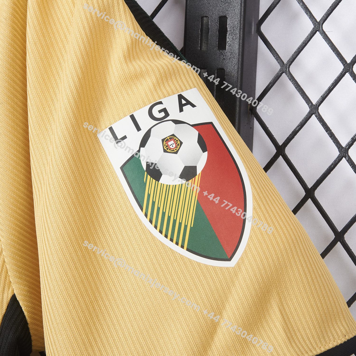 ManixJersey.com | Retro Sporting CP 03-04 Away Jersey -Customize Name, Number and Patch | Worldwide Shipping