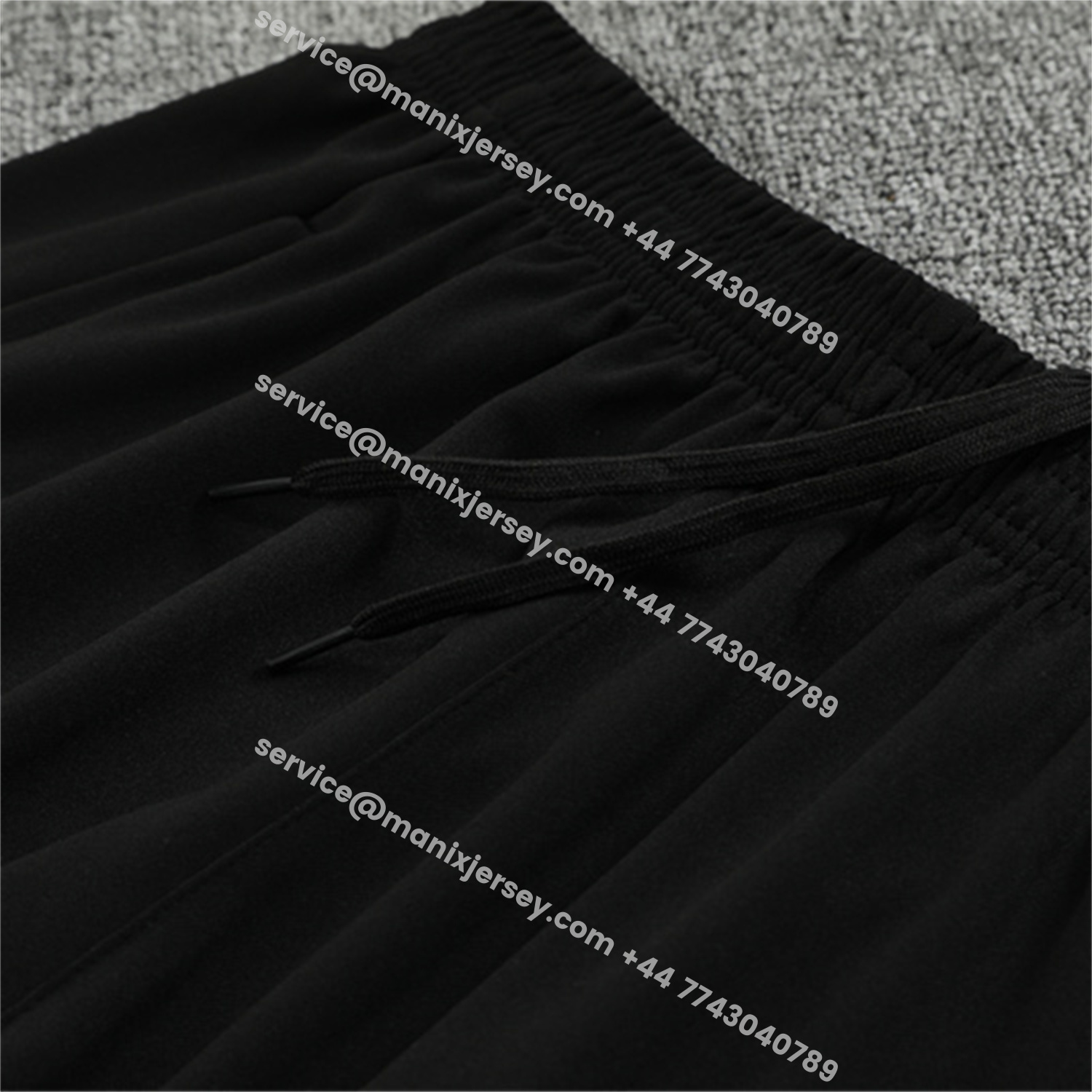 ManixJersey.com | Liver.pool 25-26 Long Sleeve Training Set - Player Version - Green Top and Black Pants -Customize Name, Number and Patch | Worldwide Shipping