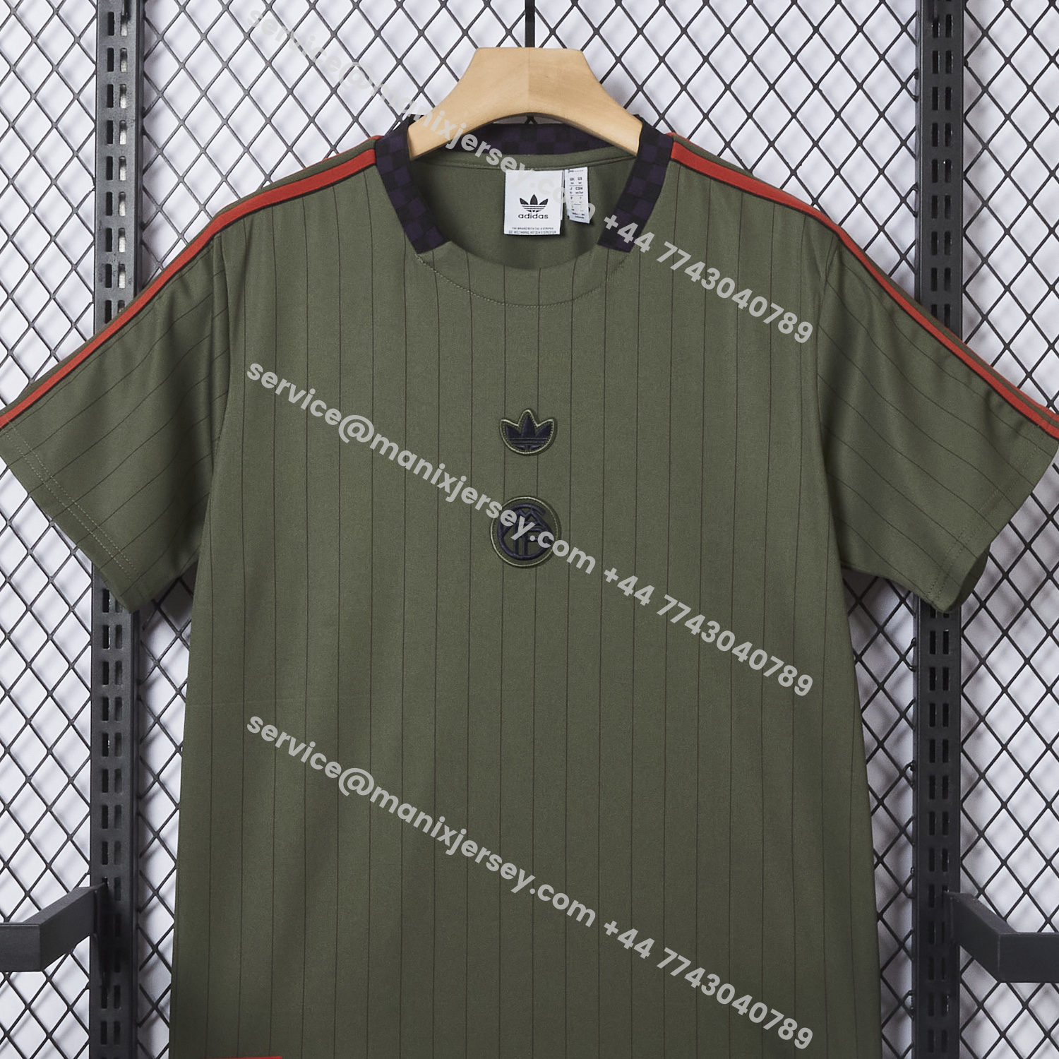 ManixJersey.com | Bayern Munich 25-26 Trefoil Green Travel Jersey - Fans Version -Customize Name, Number and Patch | Worldwide Shipping