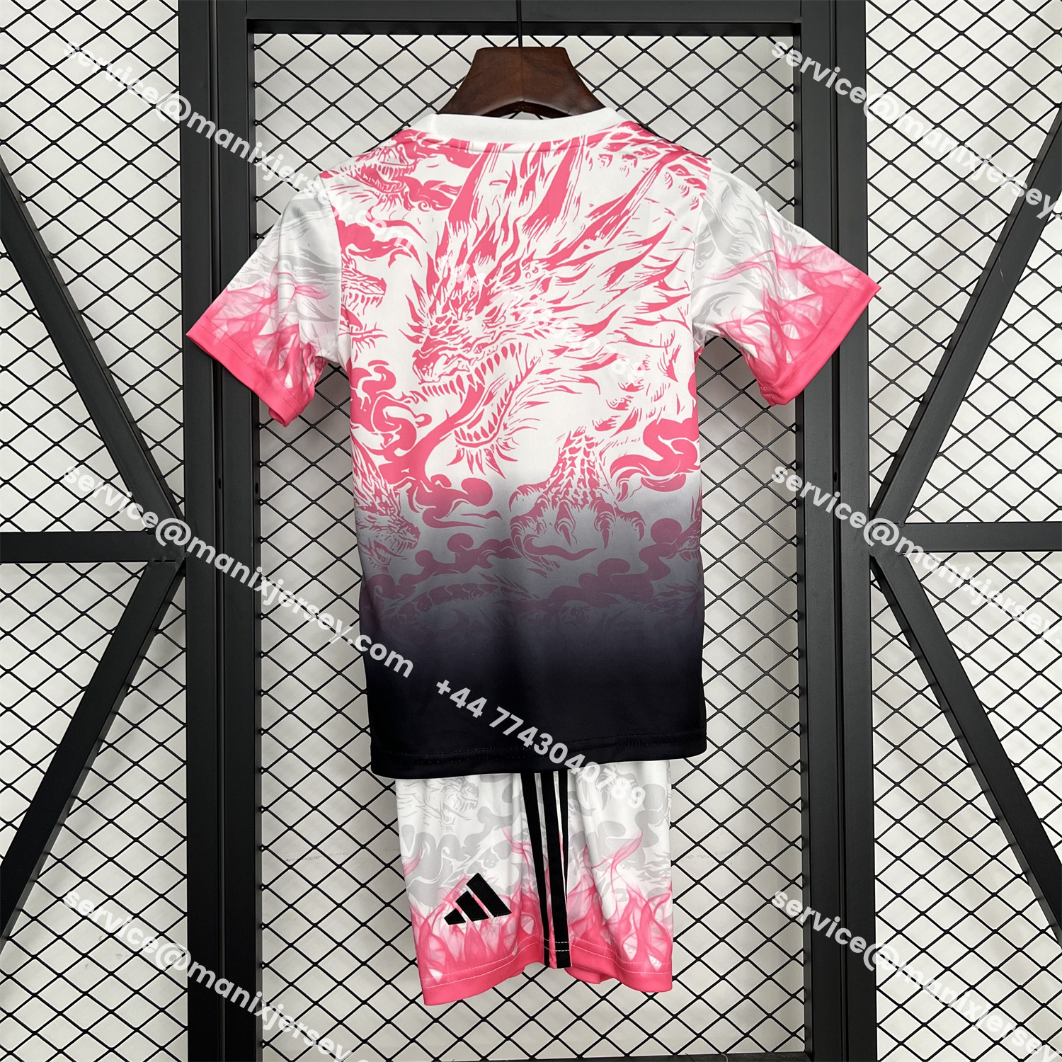 ManixJersey.com | Real Madrid 25-26 Dragon Pink And Black Special Kids Kit -Customize Name, Number and Patch | Worldwide Shipping