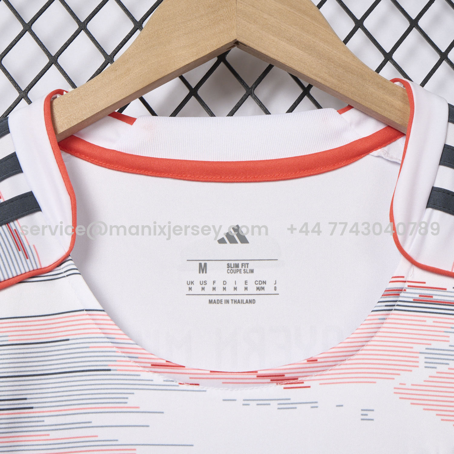 ManixJersey.com | Women's Bayern Munich 25-26 Away Jersey -Customize Name, Number and Patch | Worldwide Shipping