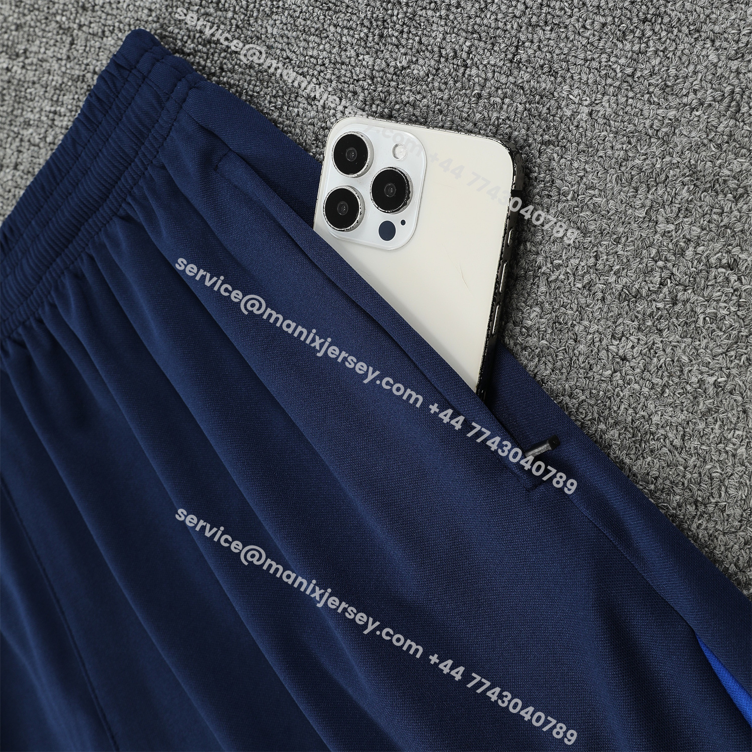 ManixJersey.com | Paris Saint-Germain PSG 25-26 Vest Training Set - Red And Blue Lines Vest & Blue Shorts -Customize Name, Number and Patch | Worldwide Shipping