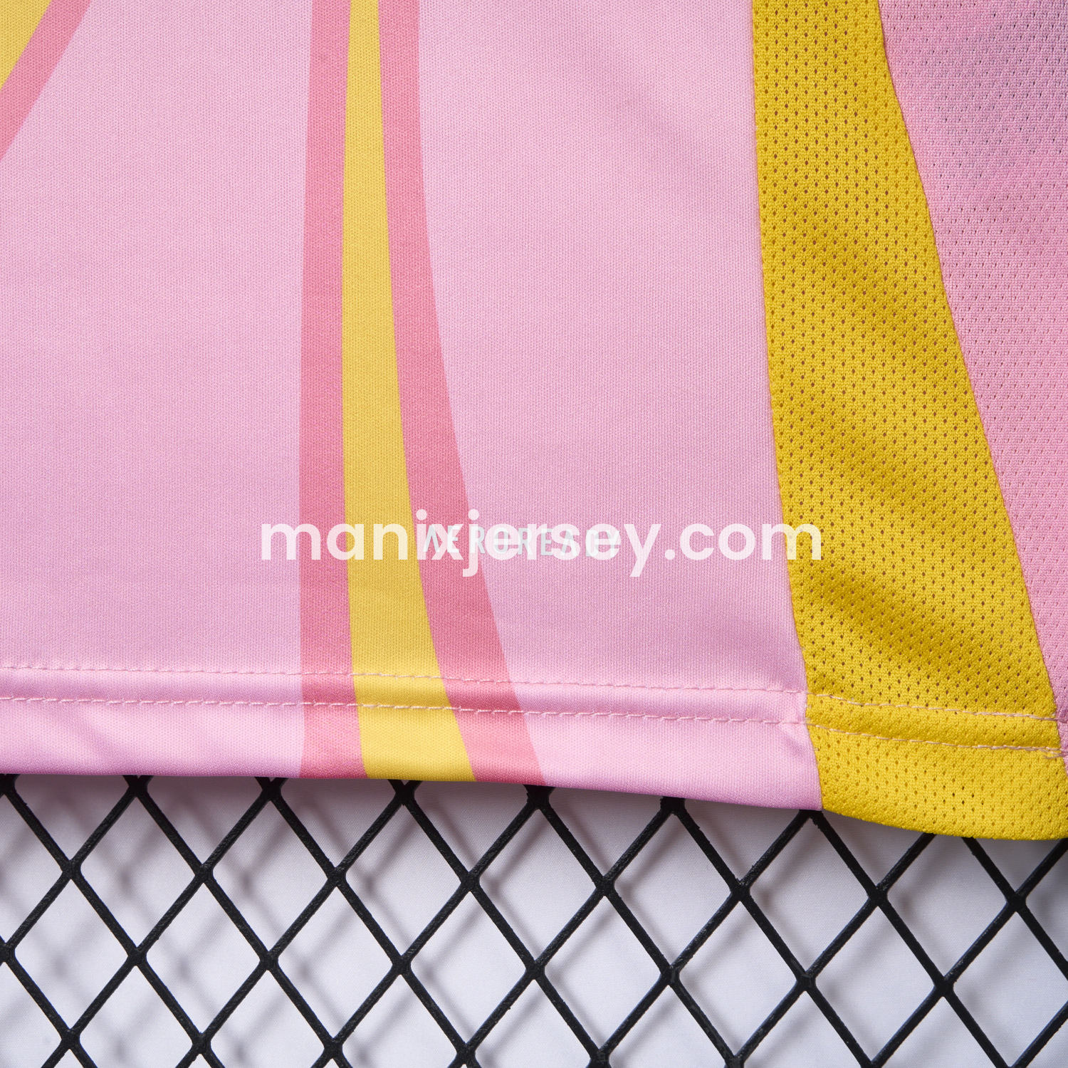 ManixJersey.com | S-c-o.t l.a-n.d 2025 Women's Team Away Jersey - Men's Fans Version -Customize Name, Number and Patch | Worldwide Shipping