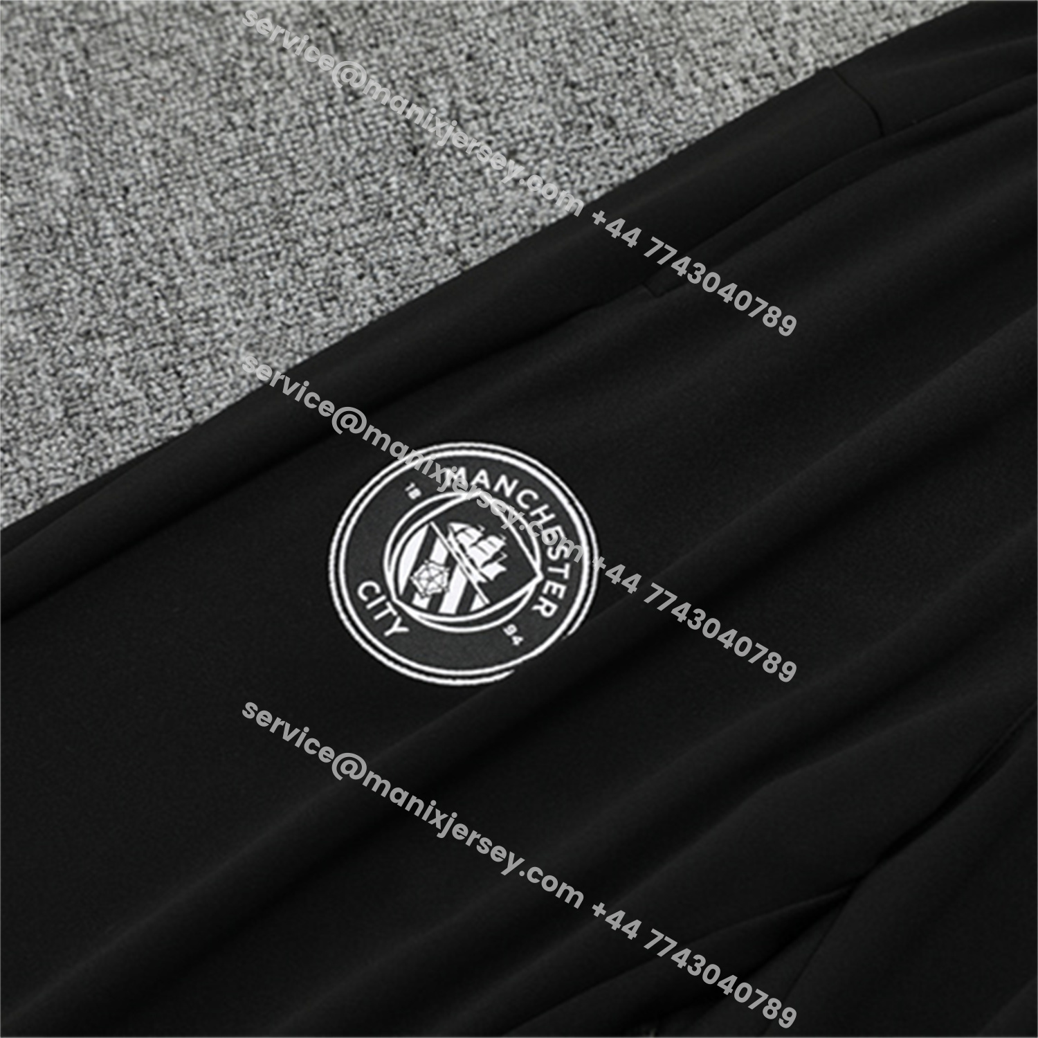 ManixJersey.com | Manchester City 25-26 Kids Long Sleeve Training Set - Black Top & Black Pants -Customize Name, Number and Patch | Worldwide Shipping