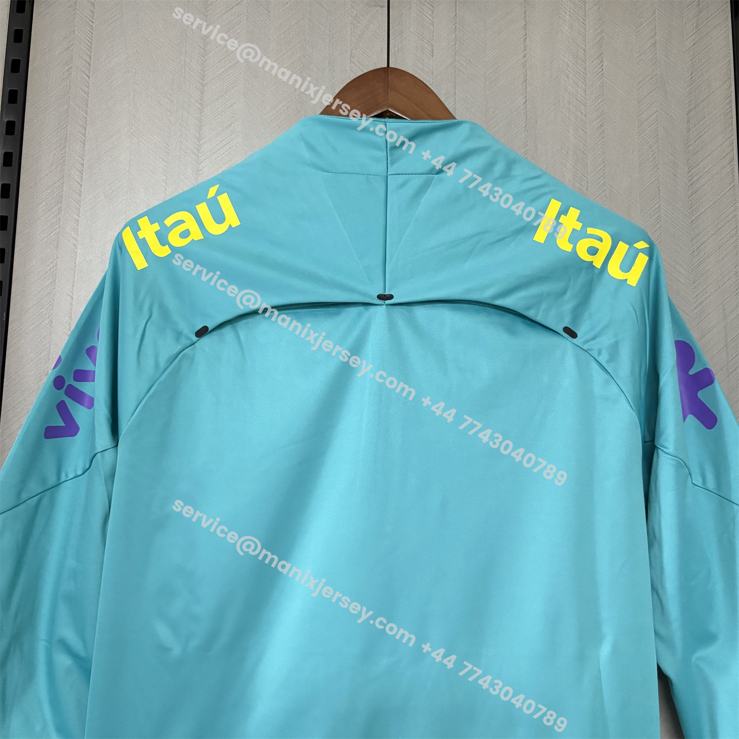 ManixJersey.com | Retro Brazil 2022 Pre-Match Cyan Windbreaker -Customize Name, Number and Patch | Worldwide Shipping