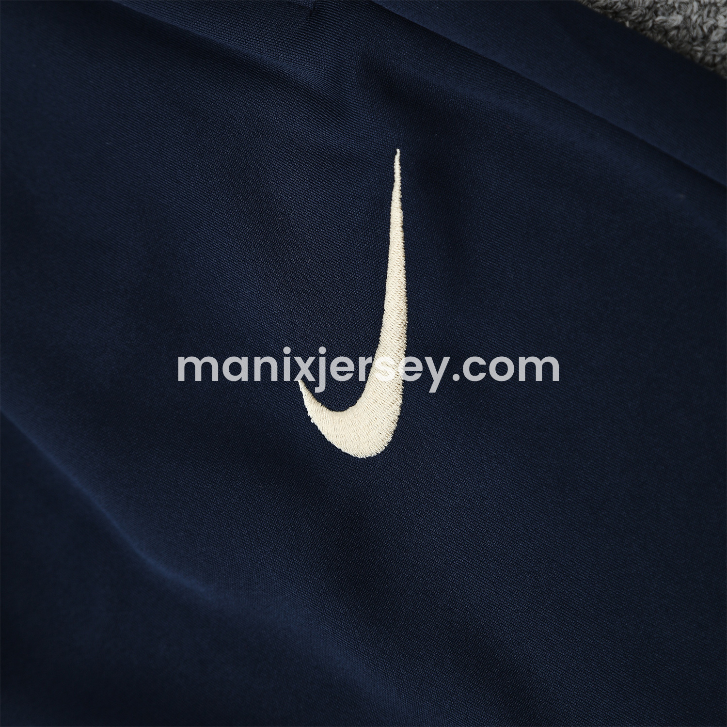 ManixJersey.com | C.H.E.L.S.E.A 25-26 Traning Hoodie Set - Pink With Royal Blue -Customize Name, Number and Patch | Worldwide Shipping