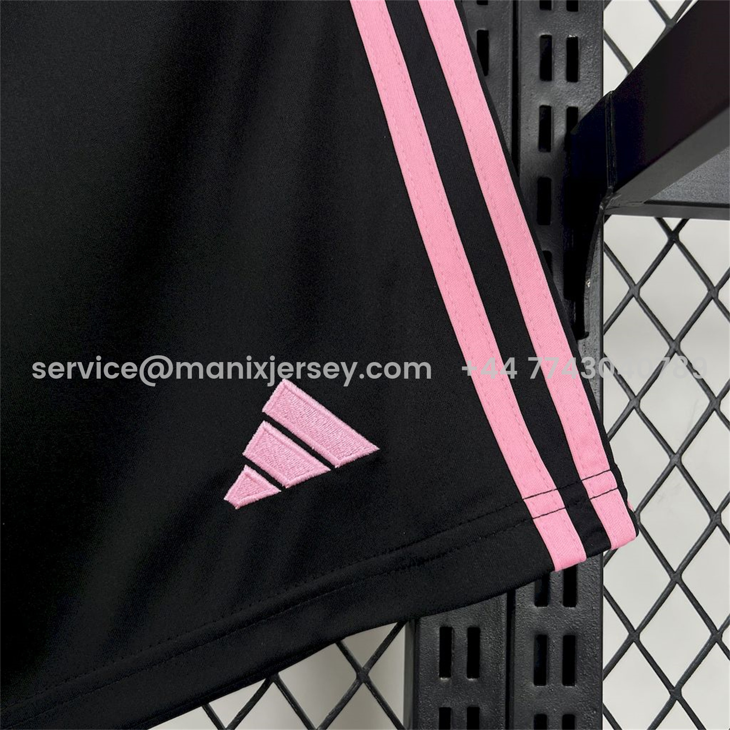 ManixJersey.com | Juventus 25-26 Home Black Shorts - Fans Version -Customize Name, Number and Patch | Worldwide Shipping