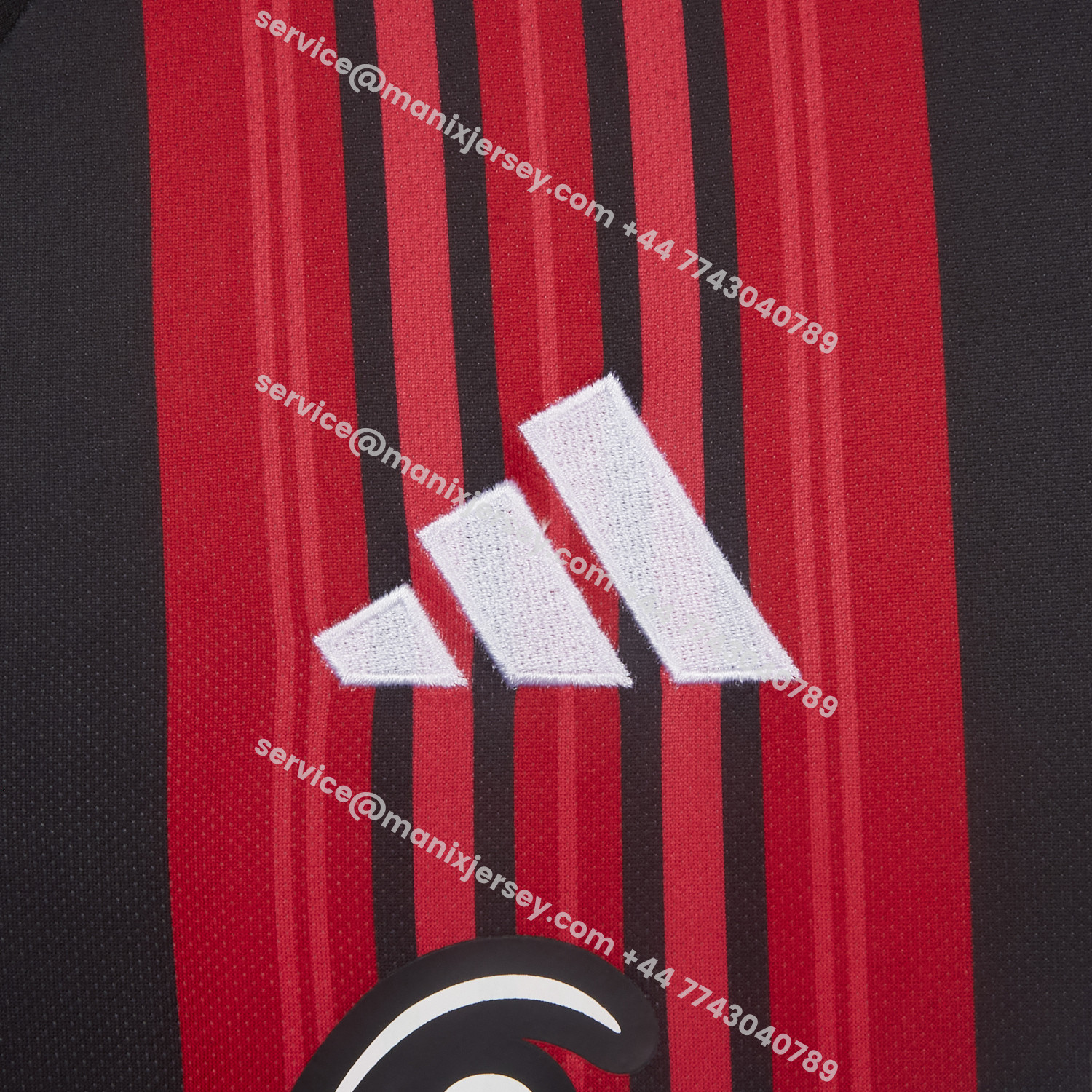 Frankfurt 26-27 Home Jersey - Fans Version:football jersey mysite: unitedjerseyfootball 邓江浪:football