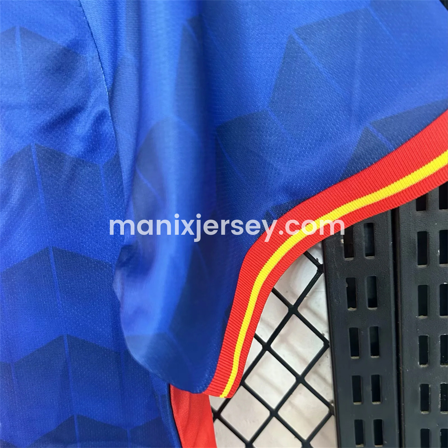 ManixJersey.com | Spain 25-26 Red and Blue Throwback Style Jersey - Fans Version -Customize Name, Number and Patch | Worldwide Shipping