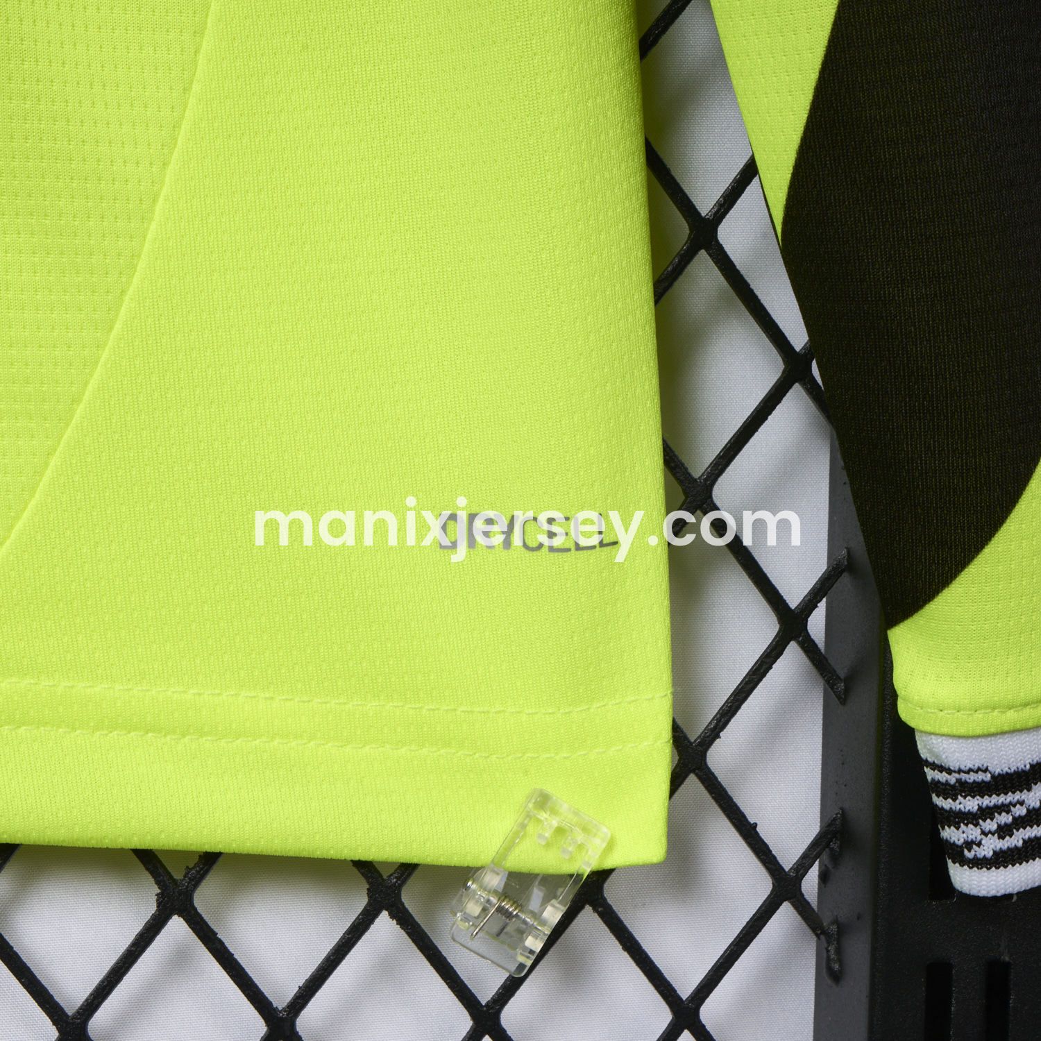 ManixJersey.com | Dortmund 24-25 Yellow Alert Special Edition Long Sleeve Jersey - Fans Version -Customize Name, Number and Patch | Worldwide Shipping