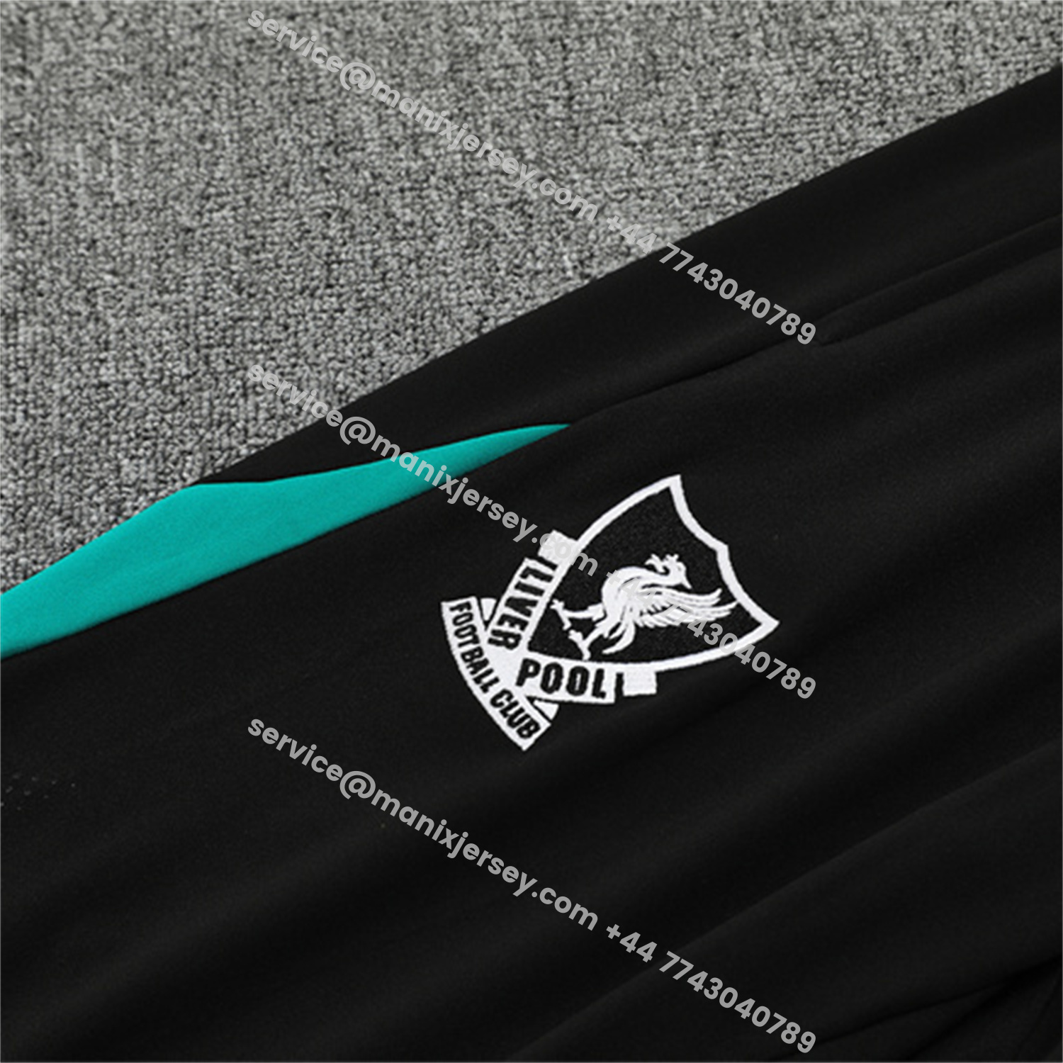 ManixJersey.com | Liver.pool 25-26 Long Sleeve Training Set - Player Version - Green Top and Black Pants -Customize Name, Number and Patch | Worldwide Shipping