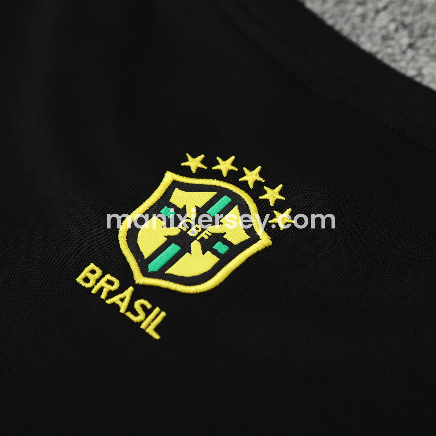 ManixJersey.com | Brazil 25-26 Yellow Jesus Statue Short-Sleeve Training Set - Yellow Top & Black Shorts -Customize Name, Number and Patch | Worldwide Shipping