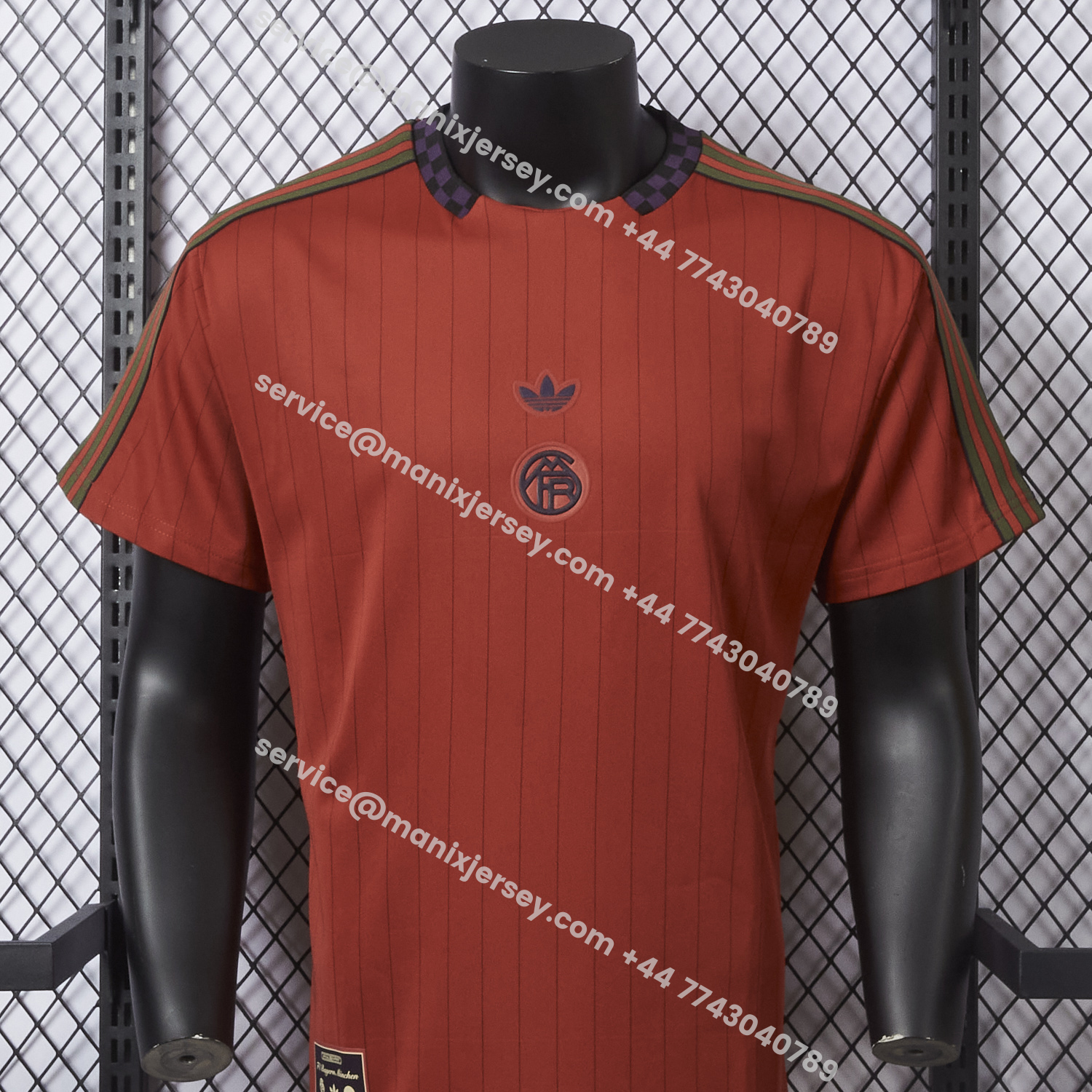 ManixJersey.com | Bayern Munich 25-26 Trefoil Red Travel Jersey - Player Version -Customize Name, Number and Patch | Worldwide Shipping