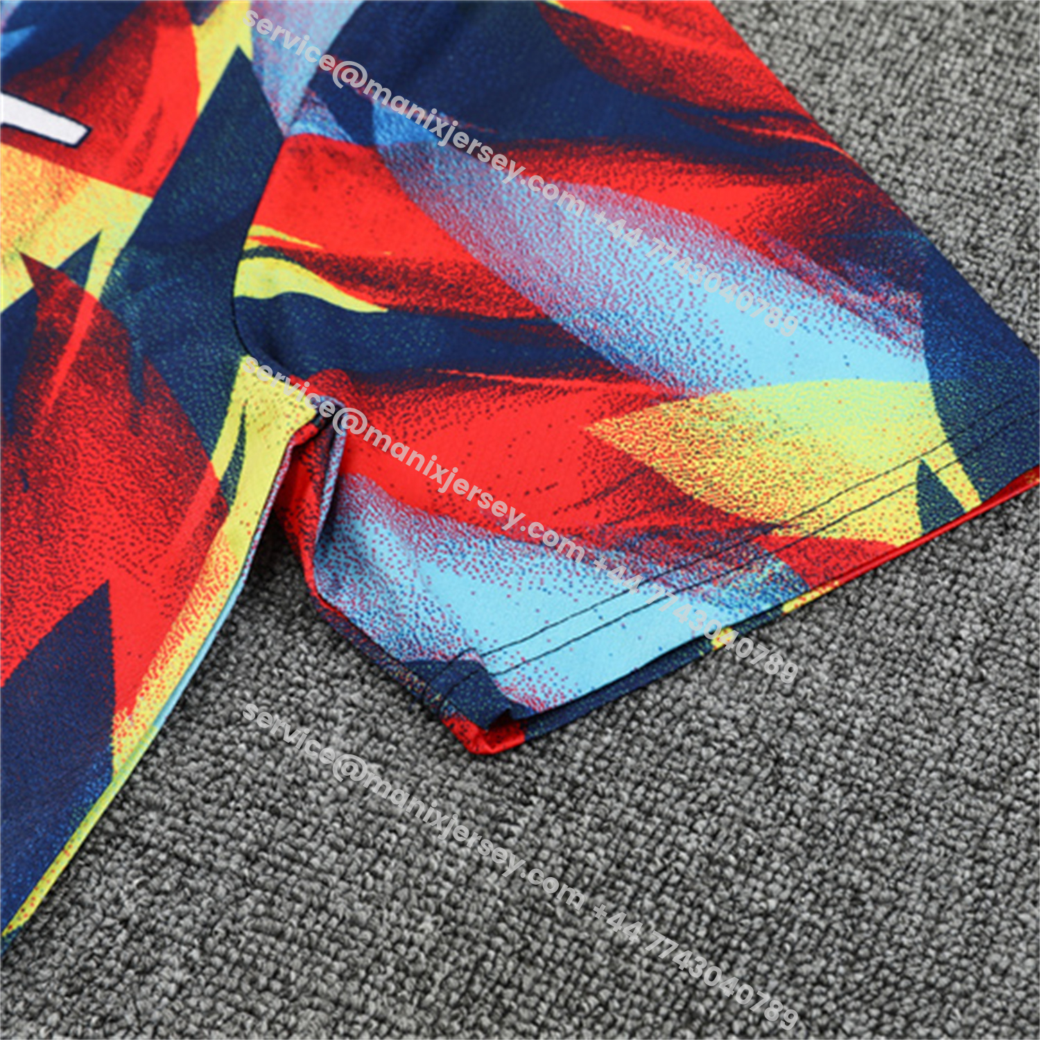 ManixJersey.com | Arsenal 25-26 Kids Short-Sleeve Training Set - Colorful Camouflage Top & Blue Shorts -Customize Name, Number and Patch | Worldwide Shipping