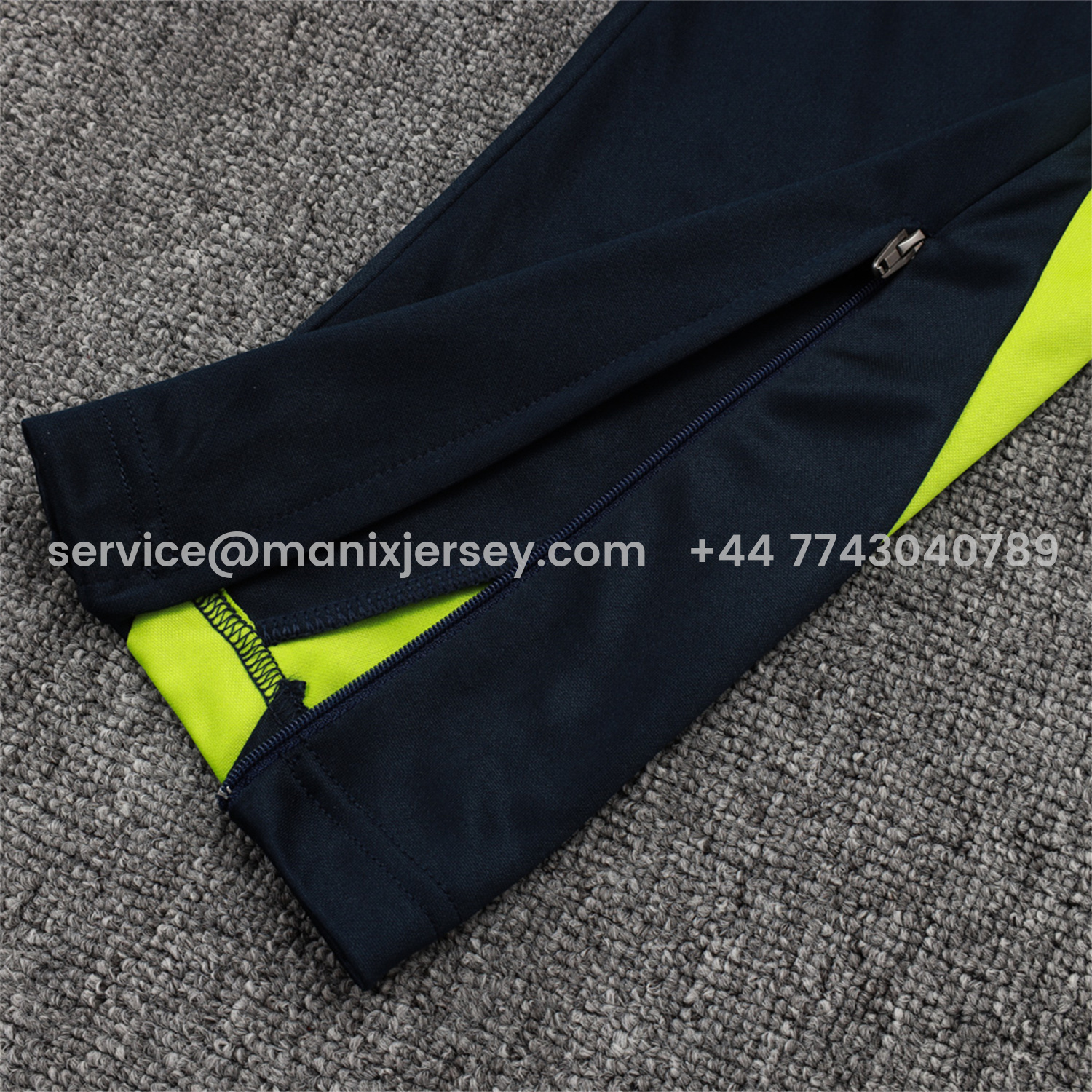 ManixJersey.com | Real Madrid 25-26 Long Sleeve Training Set - Deep Blue Urban Purist Style -Customize Name, Number and Patch | Worldwide Shipping