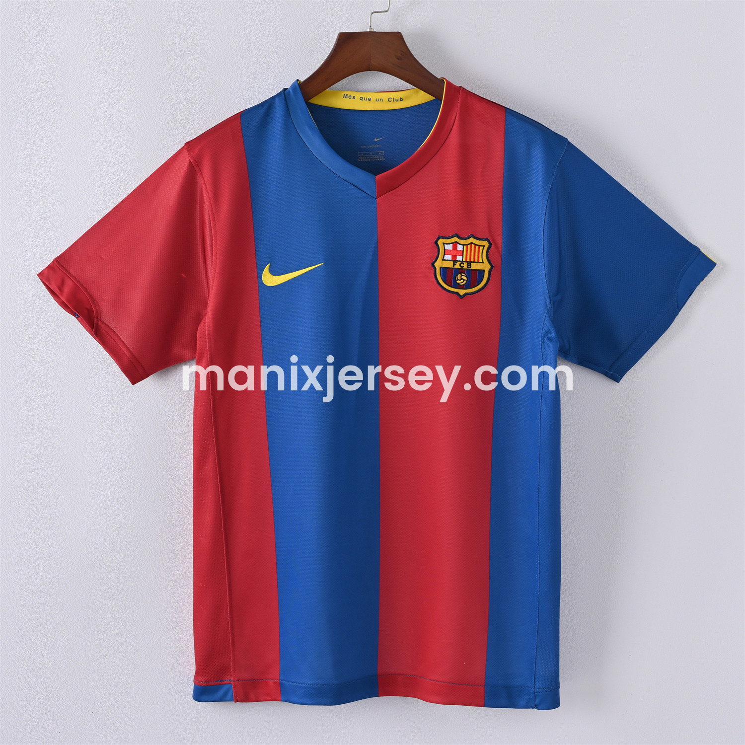 ManixJersey.com | Retro Barcelona 06-07 Home Unsponsored Jersey -Customize Name, Number and Patch | Worldwide Shipping