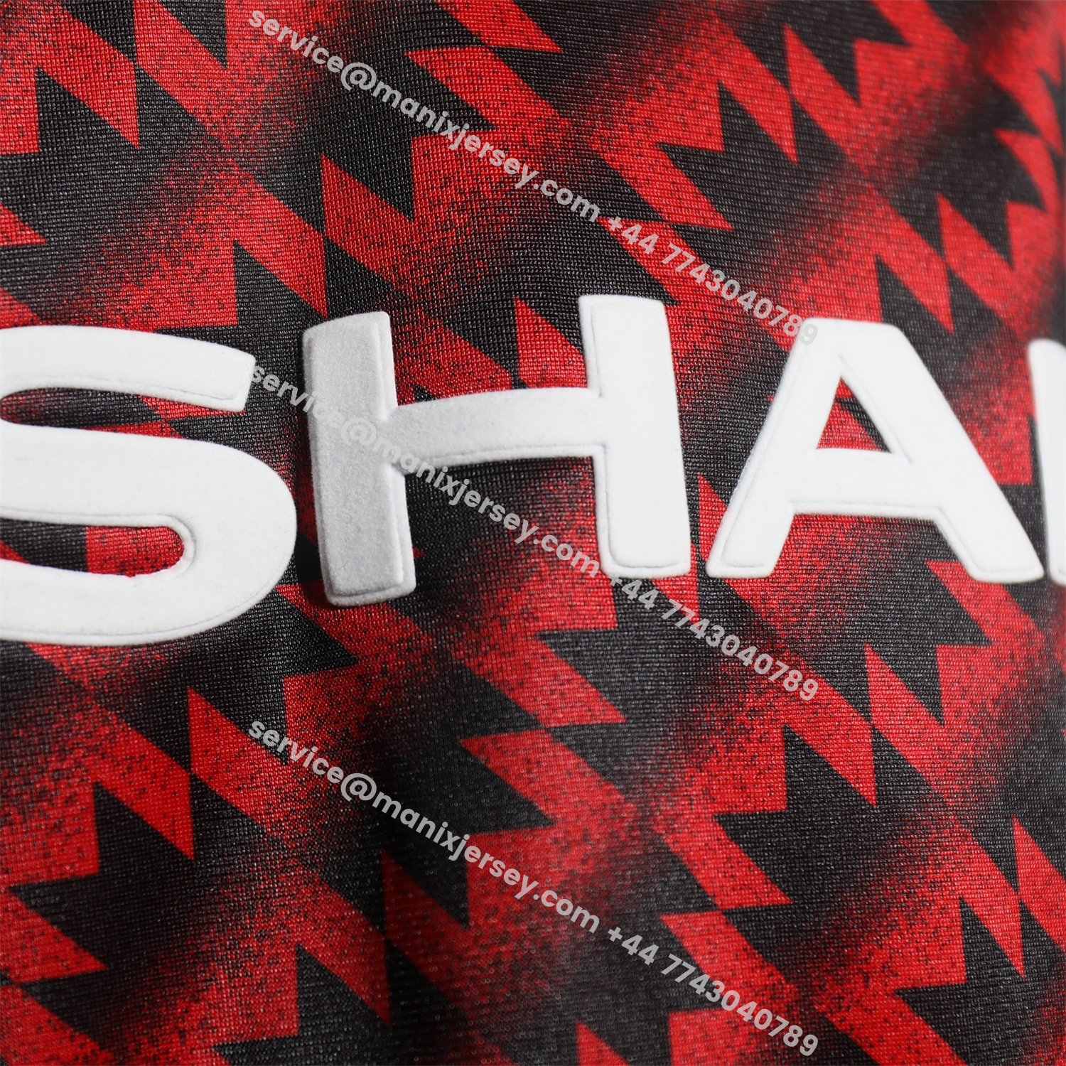 ManixJersey.com | Manchester United 25-26 Training Set - Red Black Top and Black Pants -Customize Name, Number and Patch | Worldwide Shipping