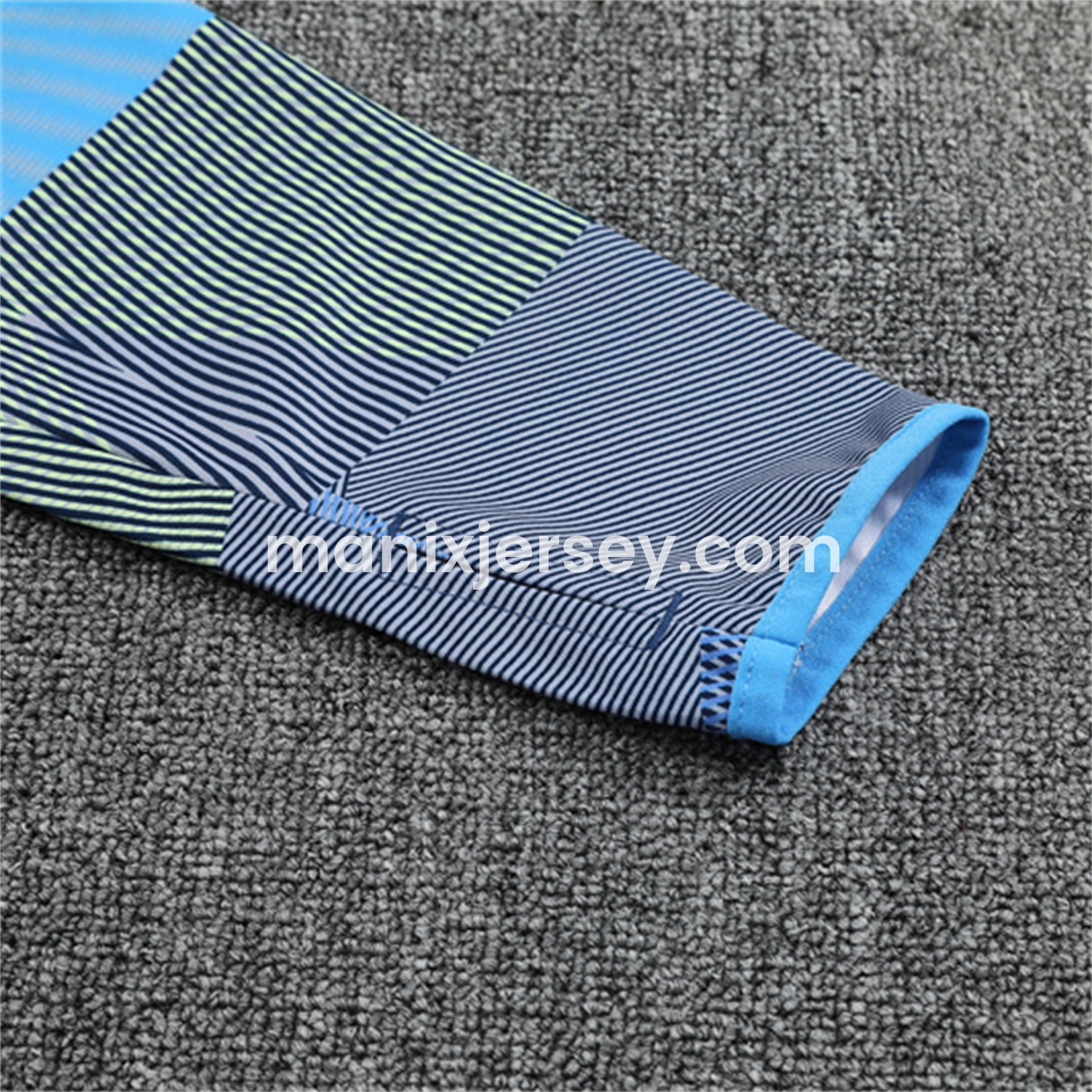 ManixJersey.com | Real Madrid 25-26 Kids Long Sleeves Training Set - Blue-Gray Camouflage Top & Blue Pants -Customize Name, Number and Patch | Worldwide Shipping