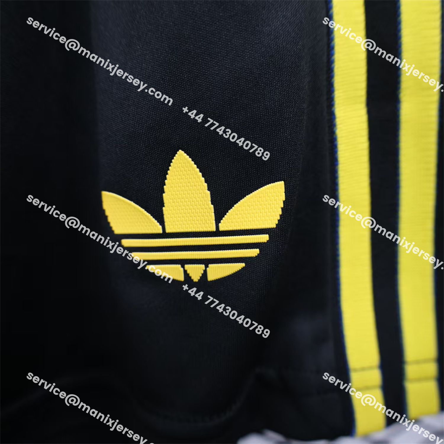 ManixJersey.com | Manchester United 25-26 Third Black Shorts - Player Version -Customize Name, Number and Patch | Worldwide Shipping