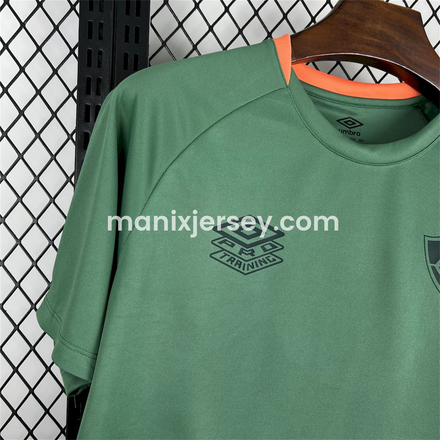 ManixJersey.com | Fluminense 25-26 Green Training Jersey - Fans Version -Customize Name, Number and Patch | Worldwide Shipping