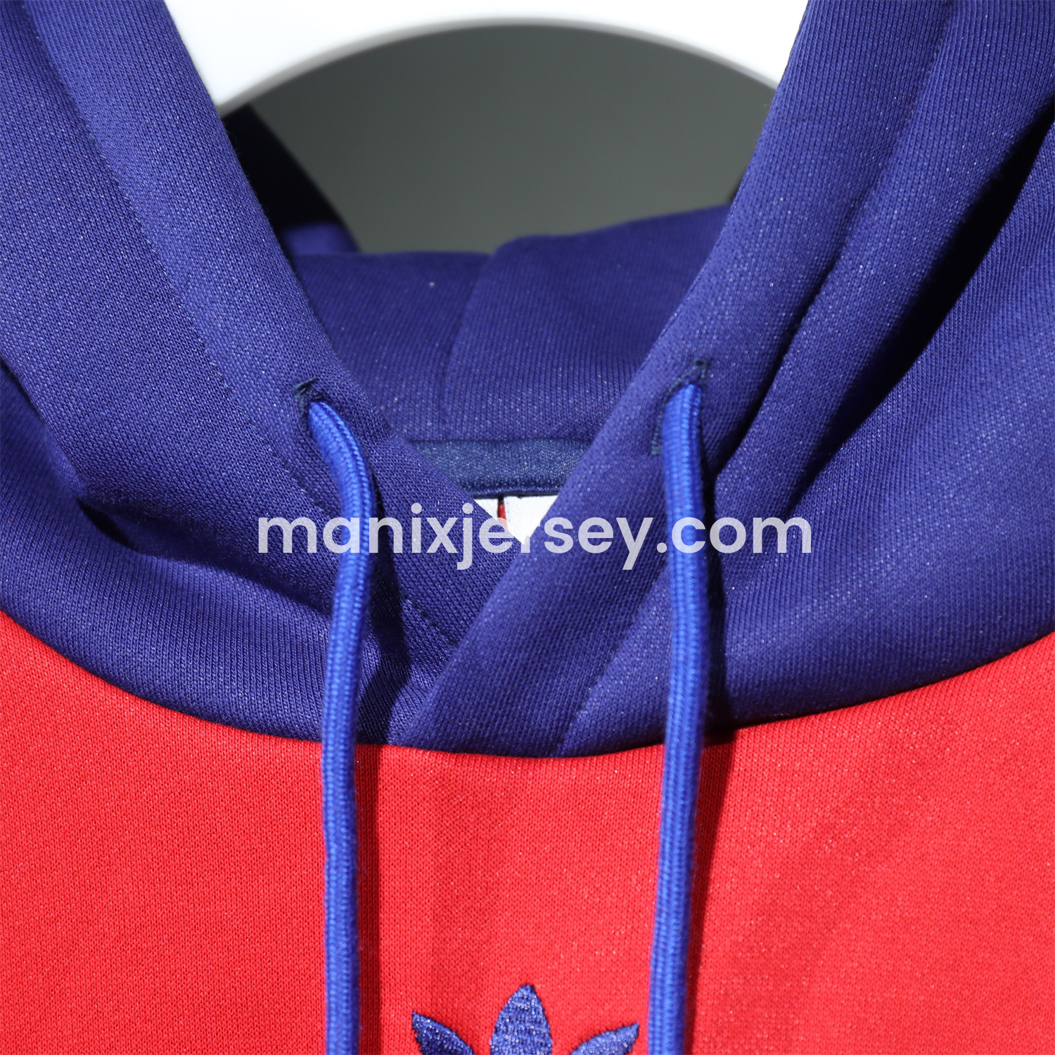 ManixJersey.com | Arsenal 2025 Fleece-Lined Training Hoodie Set - Purple & Red Hoodie + Pants -Customize Name, Number and Patch | Worldwide Shipping