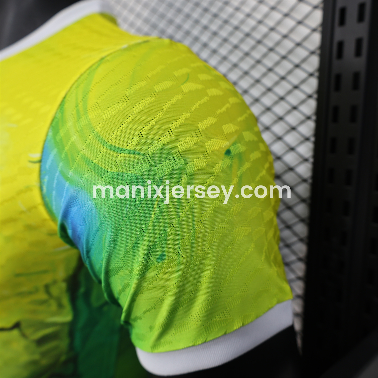 ManixJersey.com | Real Madrid 25-26 Green & Yellow Special Edition Jersey - Player Version -Customize Name, Number and Patch | Worldwide Shipping