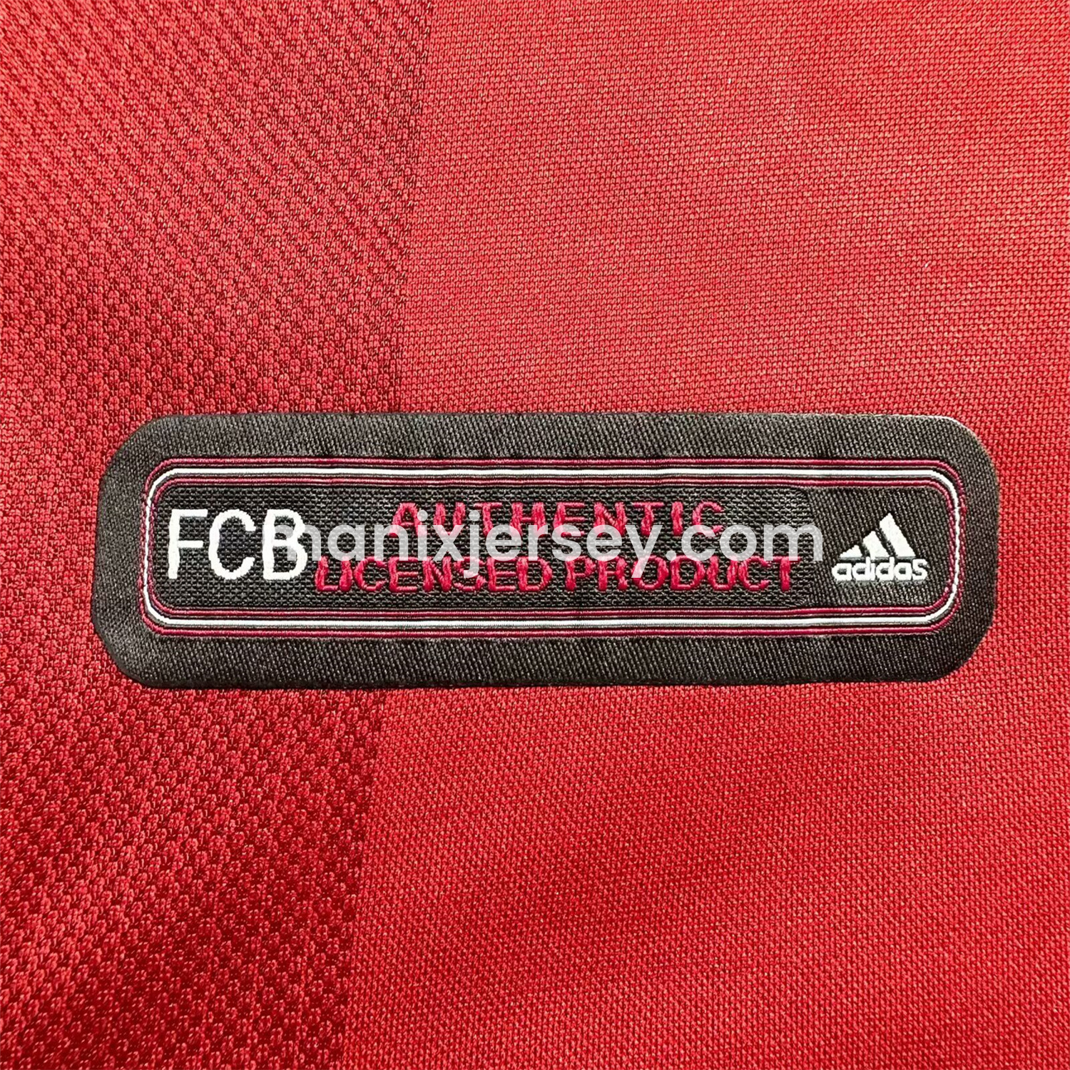 ManixJersey.com | Retro Bayern Munich 2001-02 Home Jersey -Customize Name, Number and Patch | Worldwide Shipping