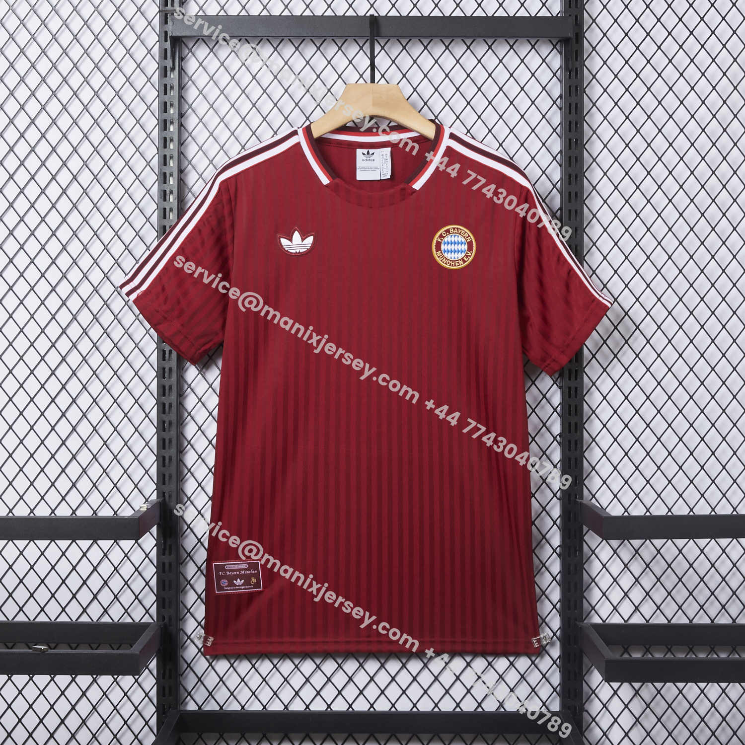 ManixJersey.com | Bayern Munich 25-26 Trefoil Wine Red Travel Jersey - Fans Version -Customize Name, Number and Patch | Worldwide Shipping