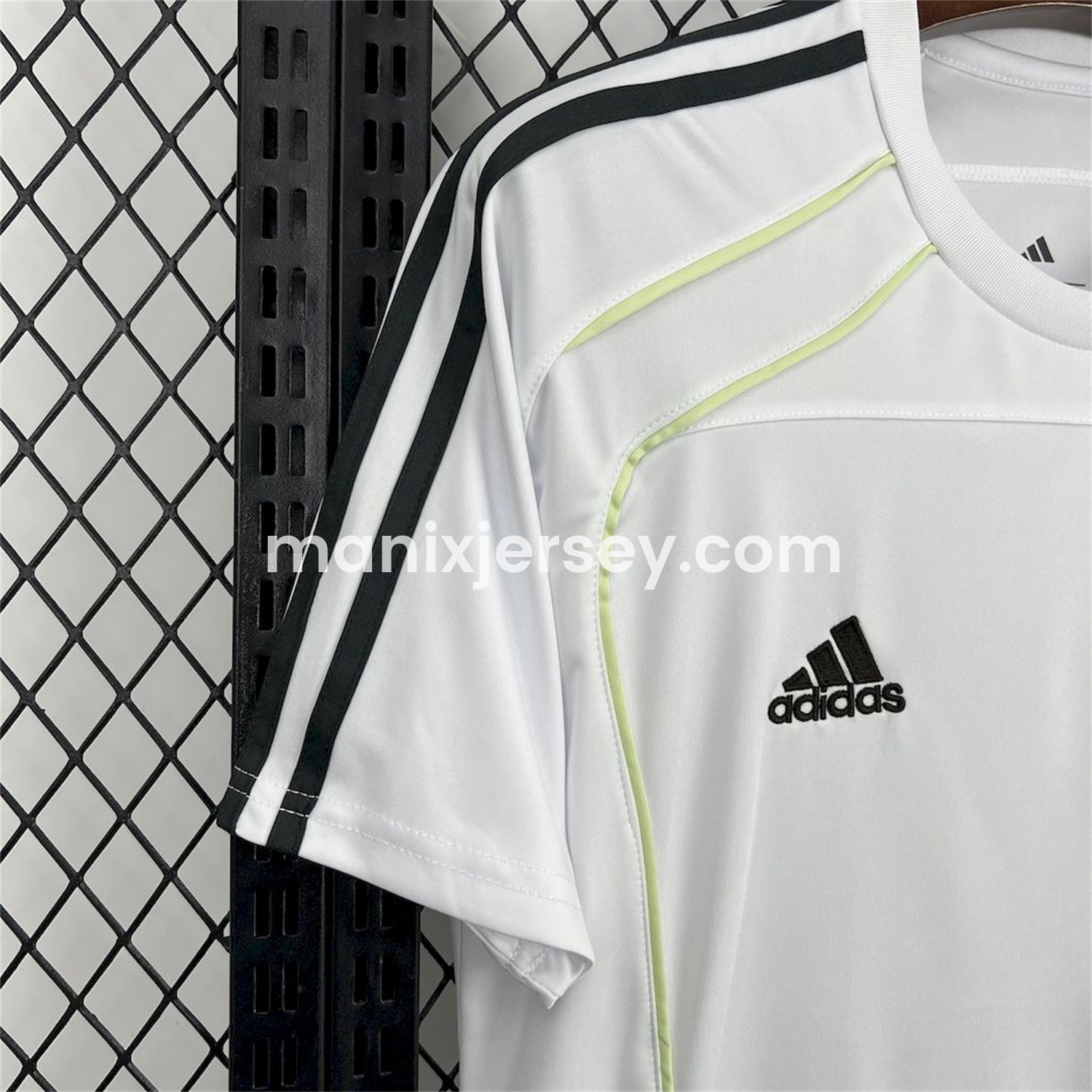 ManixJersey.com | Real Madrid 25-26 Urban Purist Throwback White Jersey - Fans Version -Customize Name, Number and Patch | Worldwide Shipping