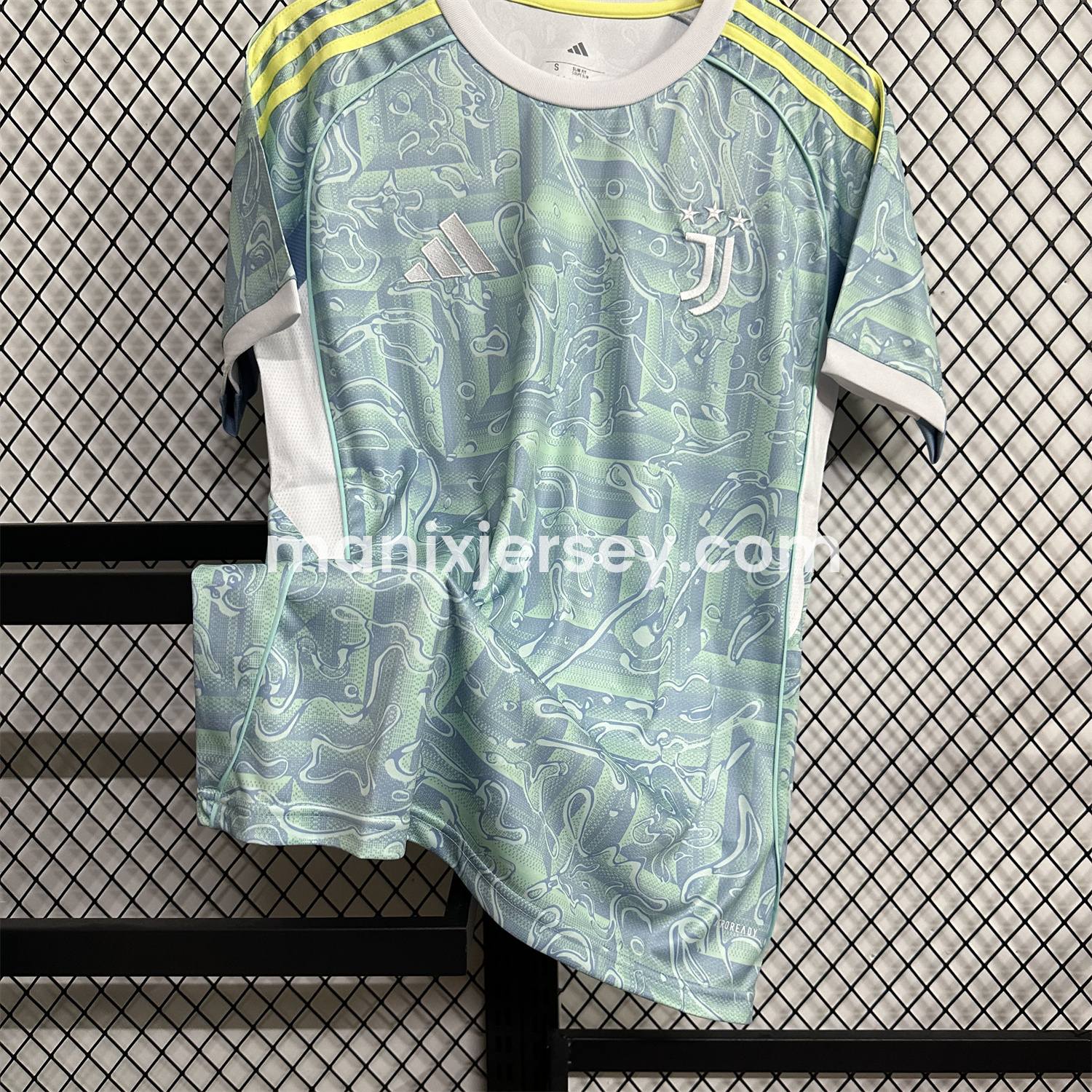 ManixJersey.com | Juventus 25-26 Away Jersey (Leaked Version) - Fans Version -Customize Name, Number and Patch | Worldwide Shipping