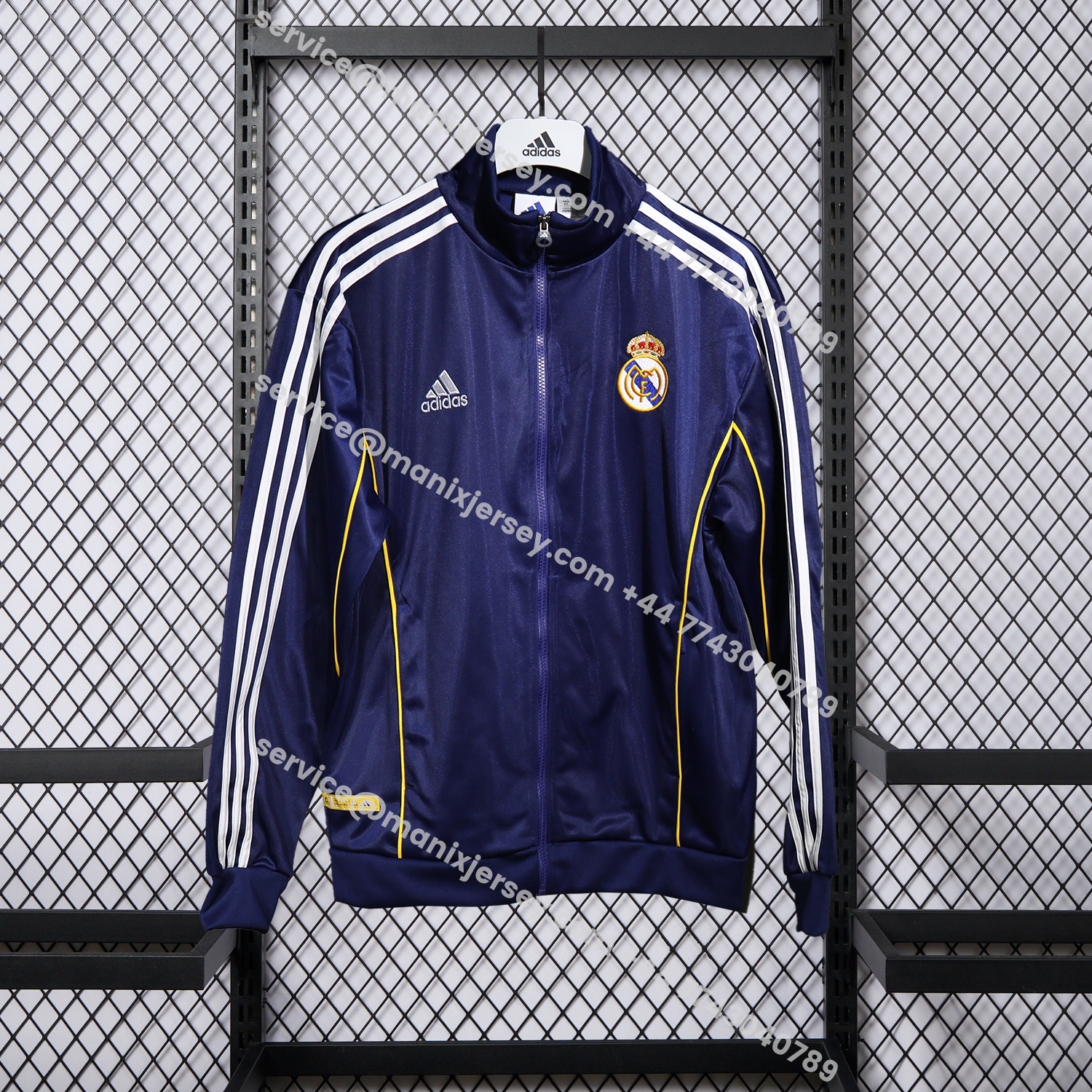 ManixJersey.com | Real Madrid 25-26 Pure Color Yellow Lines Training Set - Dark Blue Top and Dark Blue Pants -Customize Name, Number and Patch | Worldwide Shipping