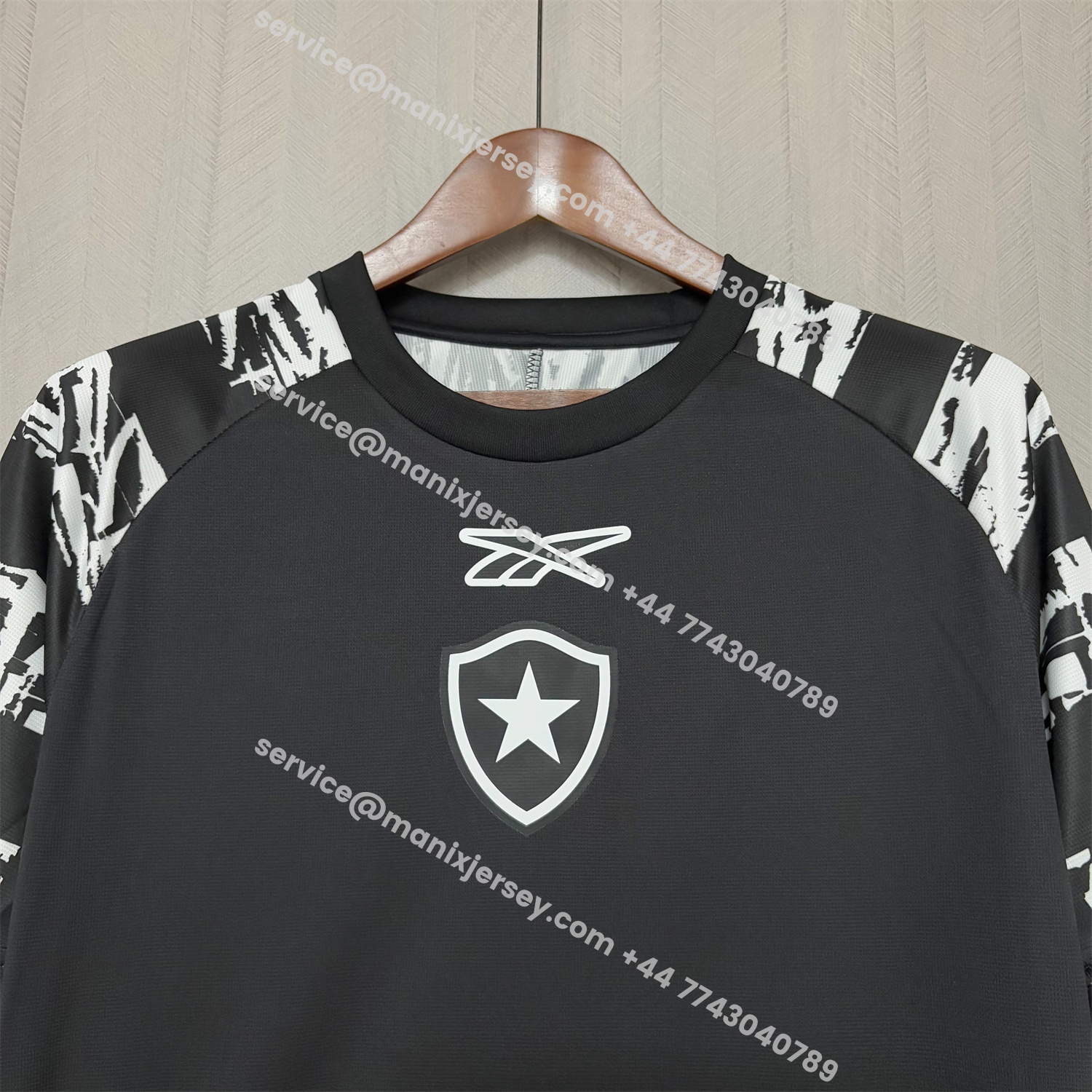 ManixJersey.com | Botafogo 25-26 Black Pre-Match Jersey - Fans Version -Customize Name, Number and Patch | Worldwide Shipping