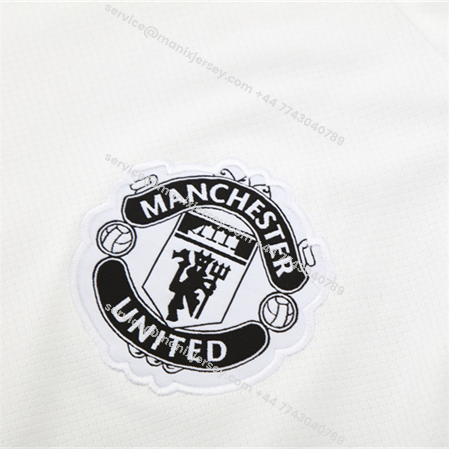 ManixJersey.com | Manchester United 25-26 Kids Short-Sleeve Training Set - White Purple Top & Black Shorts -Customize Name, Number and Patch | Worldwide Shipping